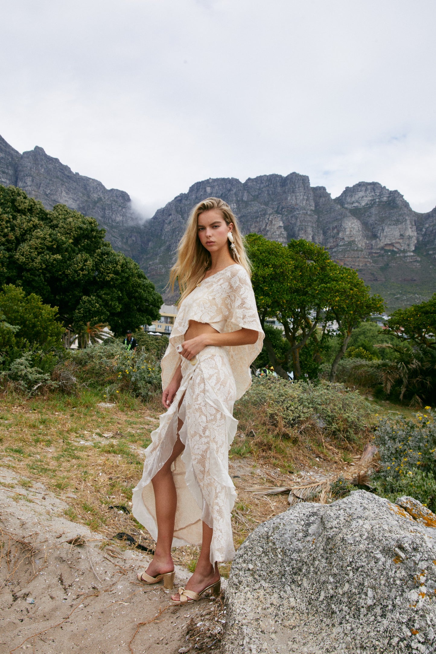 MIN PURA Floral Vacation Sweet Azania Top & Skirt Set