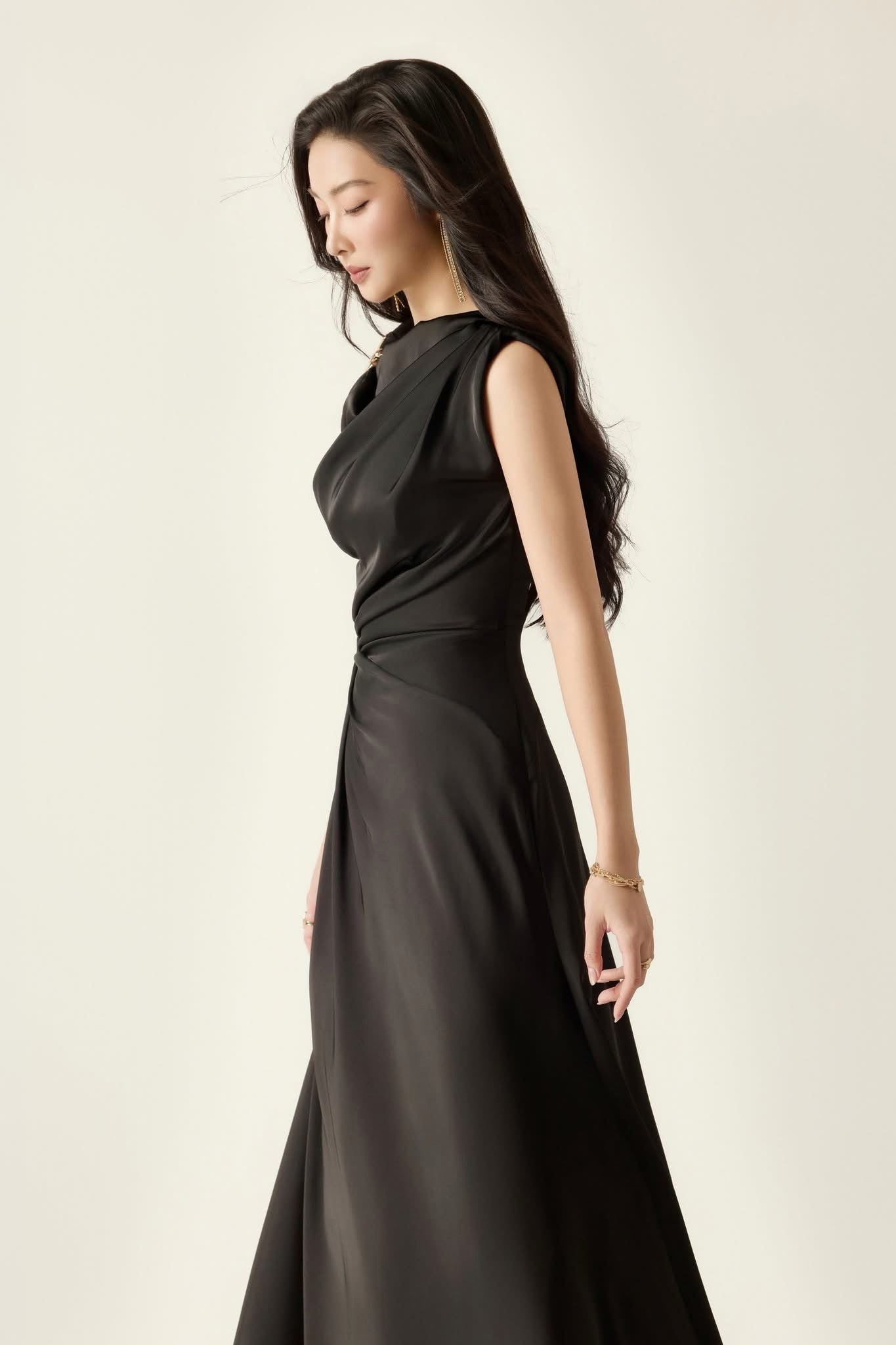 Black Brise Twisted Drape Midi Dress