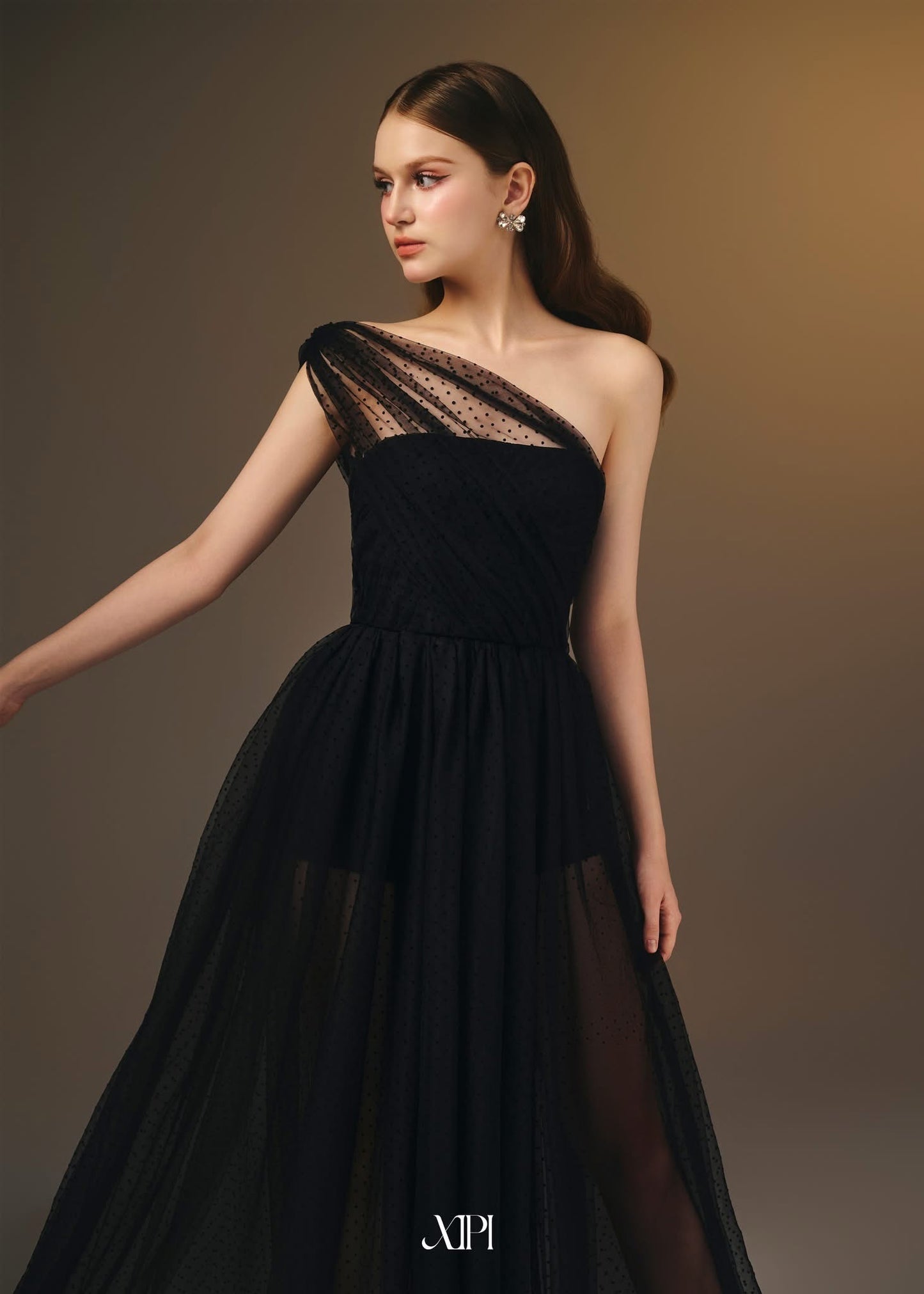 XIPI Black Elegant Adelina Maxi Dress