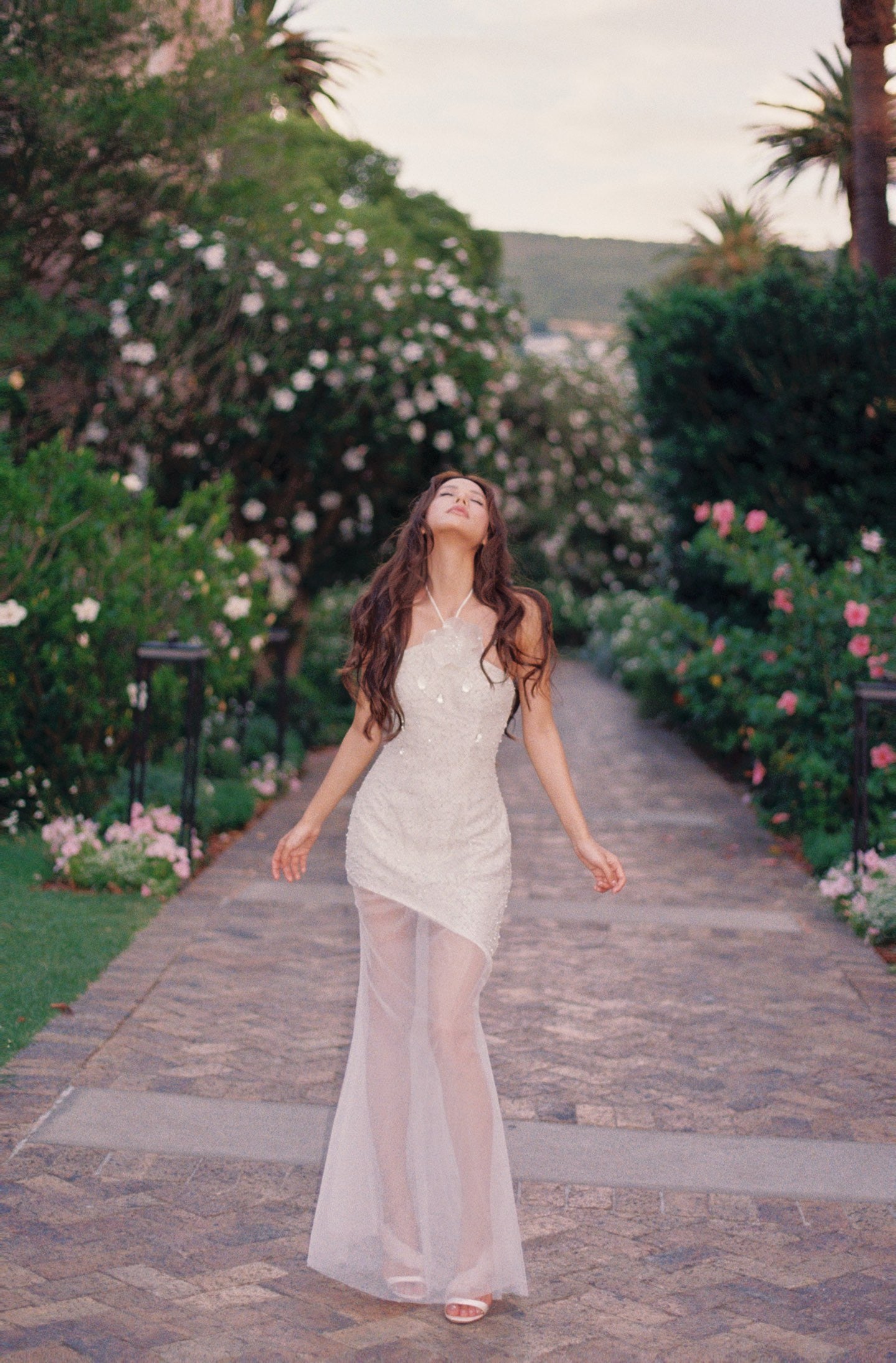 MIN PURA White Vacation Sweet Raintree Maxi Dress