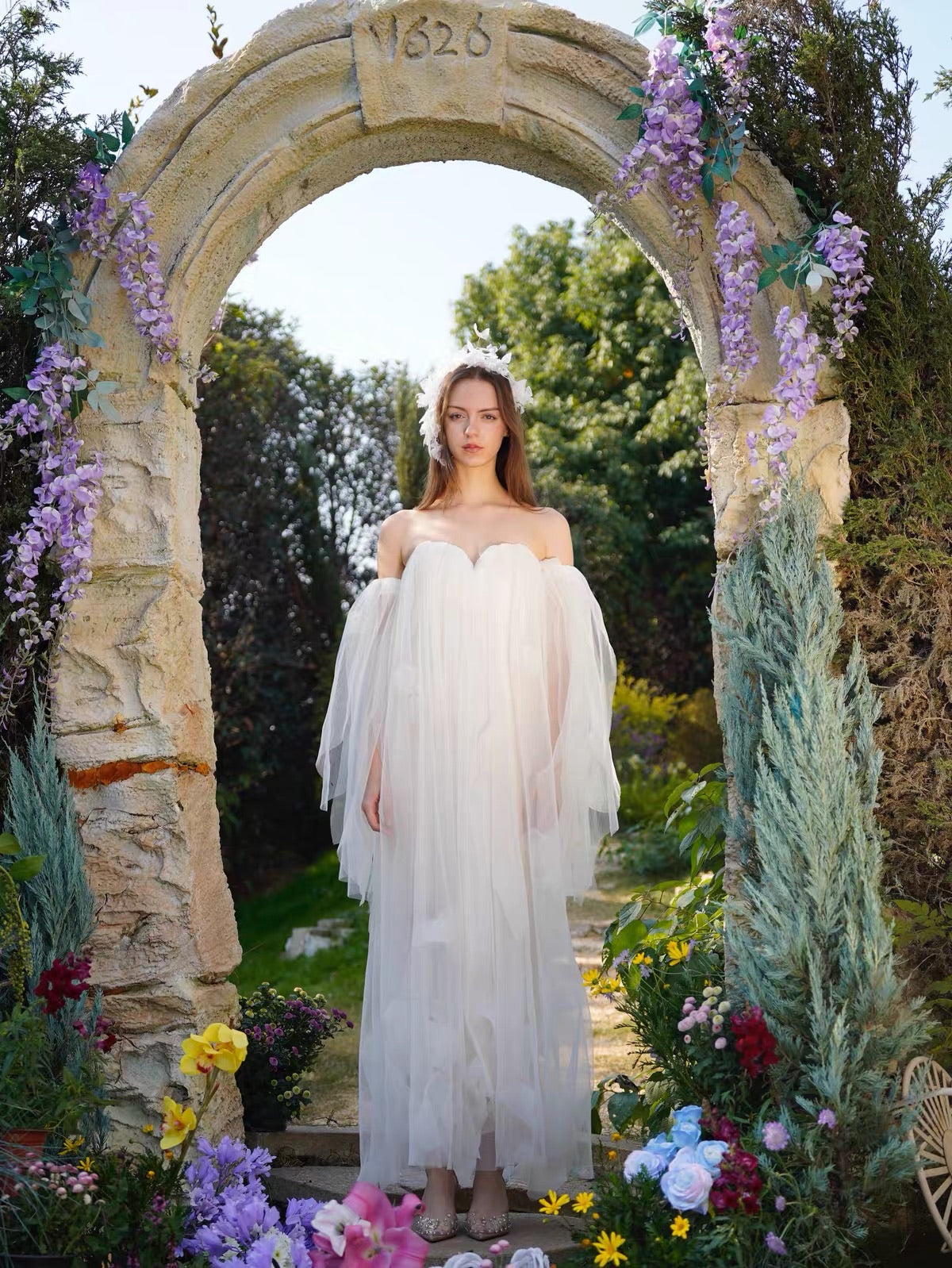 White Off-Shoulder Puff Sleeve Tulle Maxi Dress