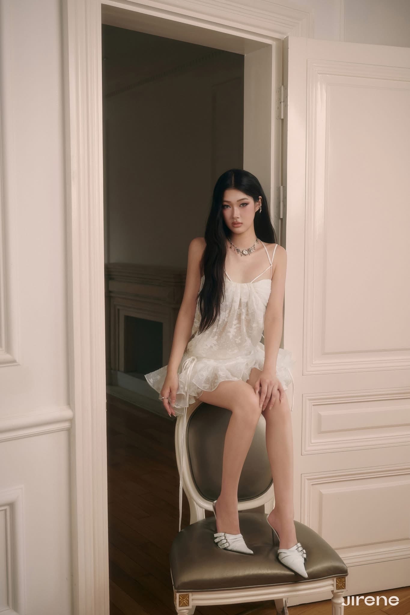 JIRENE White Wink Mini Dress