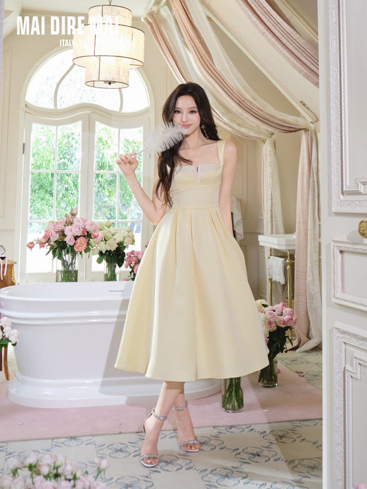 MAI DIRE MAI Yellow Classic Midi Dress