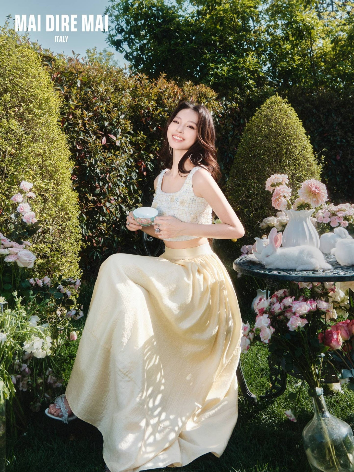 MAI DIRE MAI White Flower Vacation Top & Yellow Umberalla Skirt