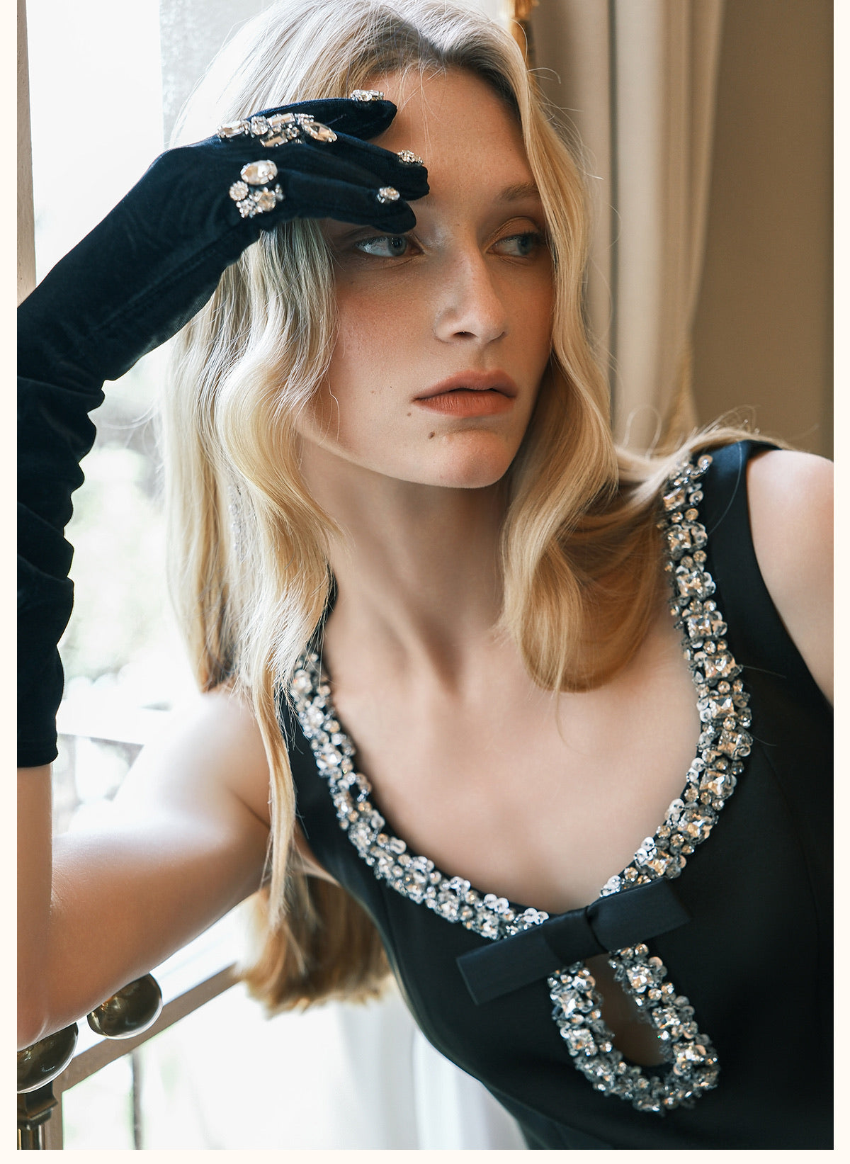 SHEERLUCK White Bow Fur Mini Dress