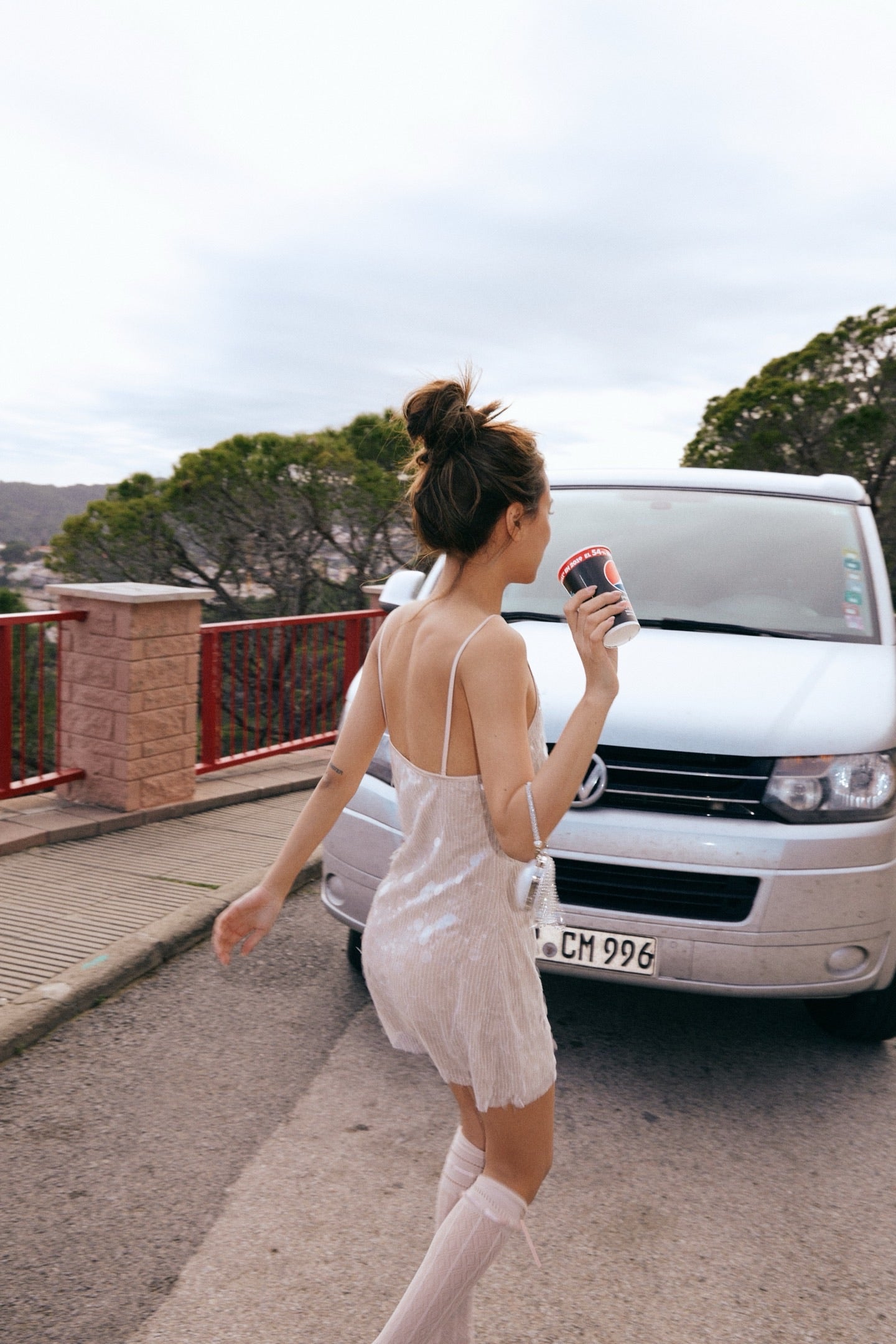 MINPURA Sliver V-neck Sequins Mini Dress