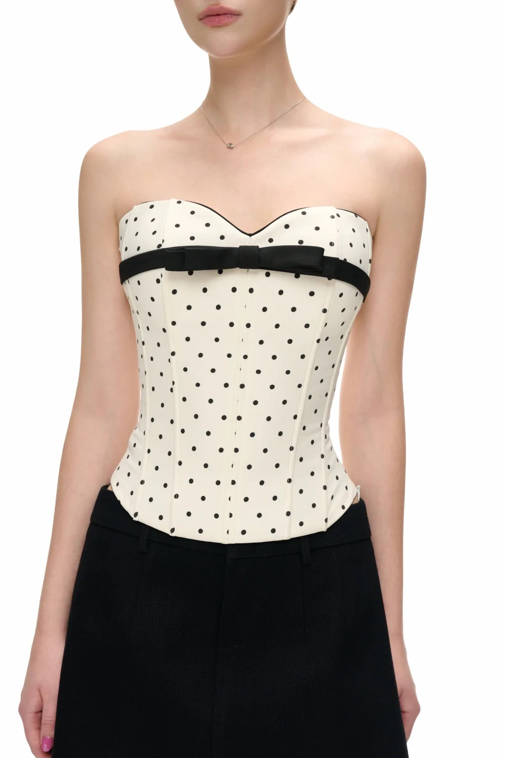 JUBIN White Kelbie Top Black Nayvie Skirt