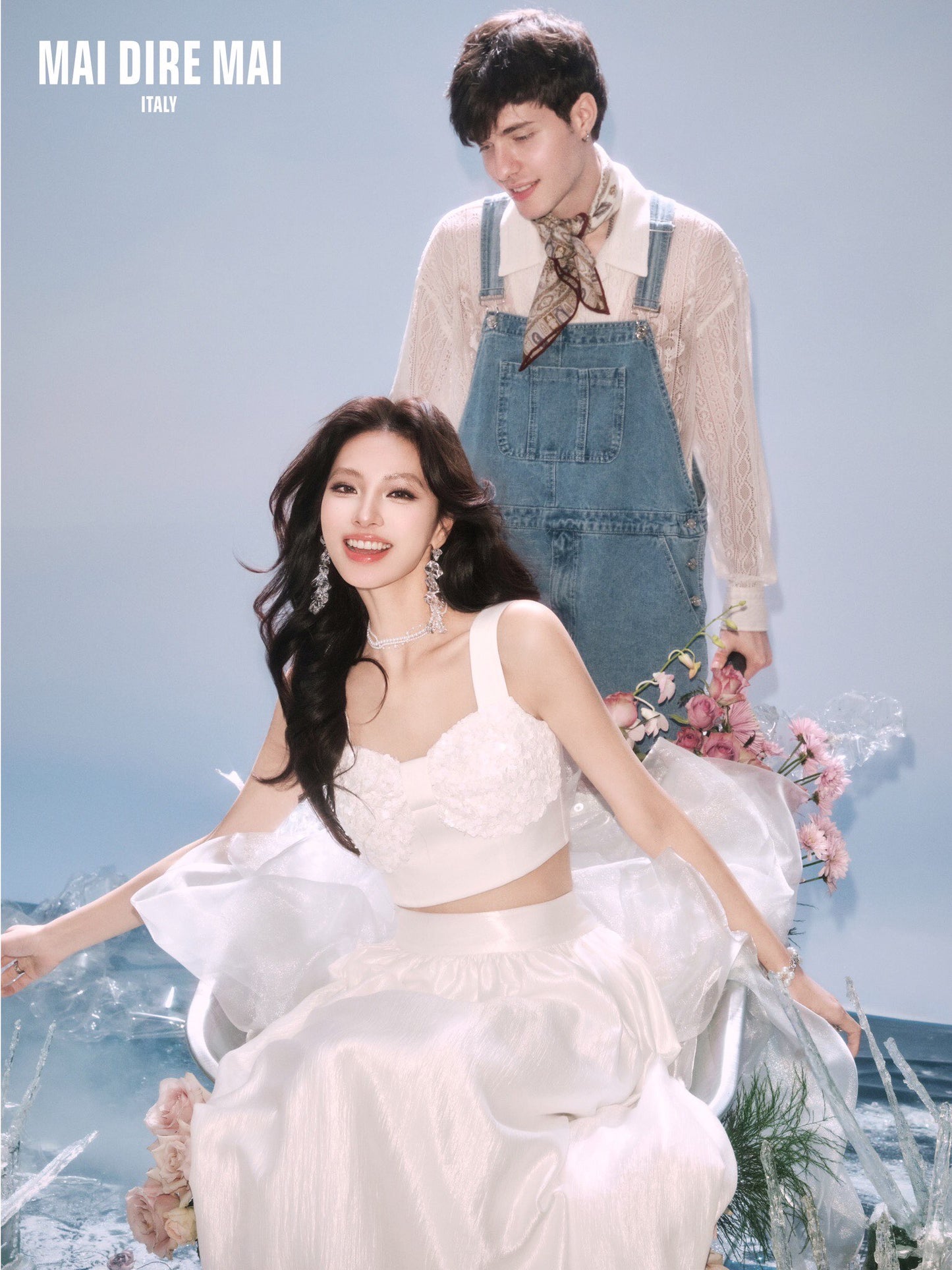 MAI DIRE MAI White Lace Vacation Sequinned Bow Top & Skirt