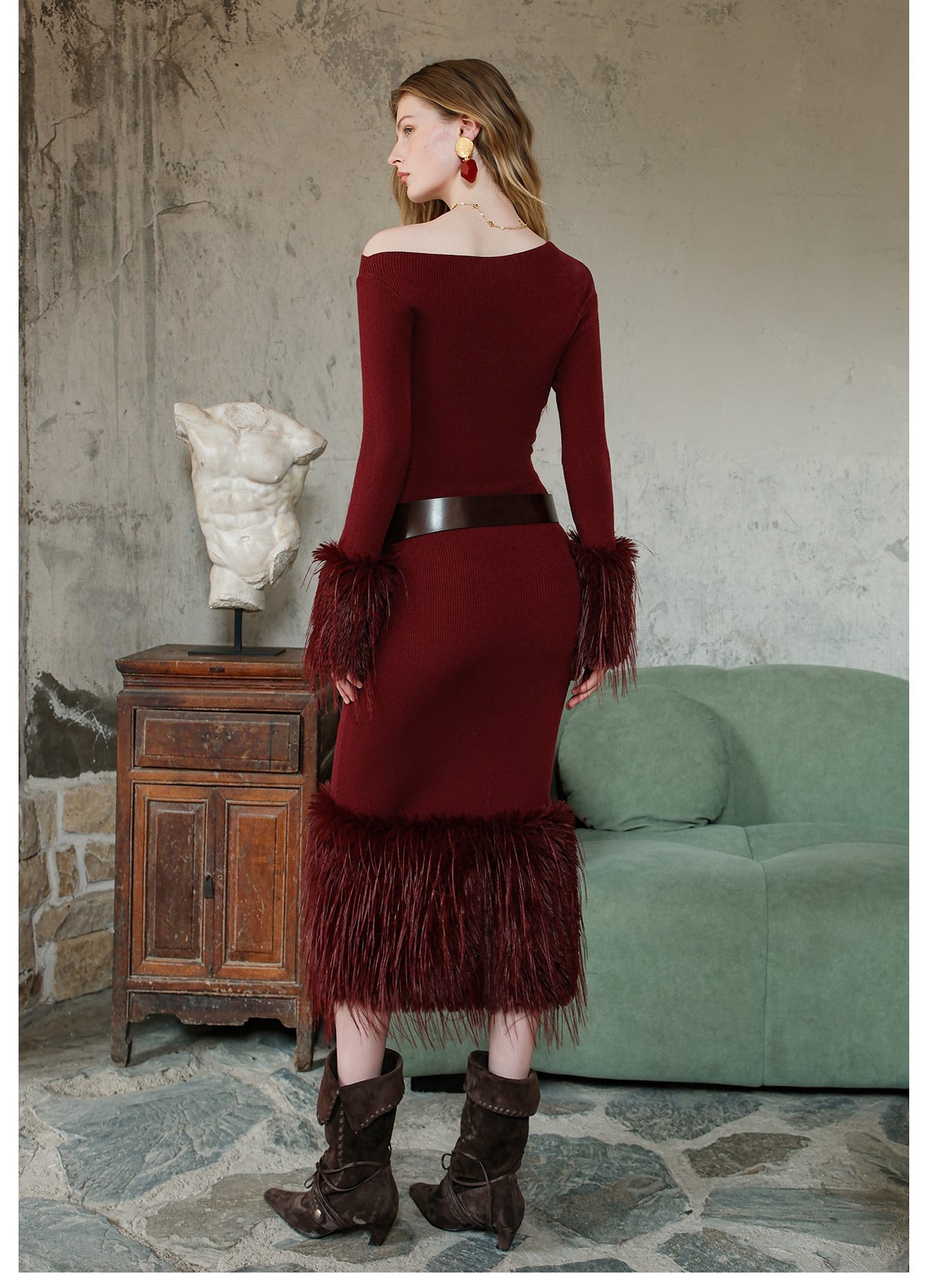 SHEERLUCK White Plume Off-Shoulder Knitted Eco-Fur Midi Dress