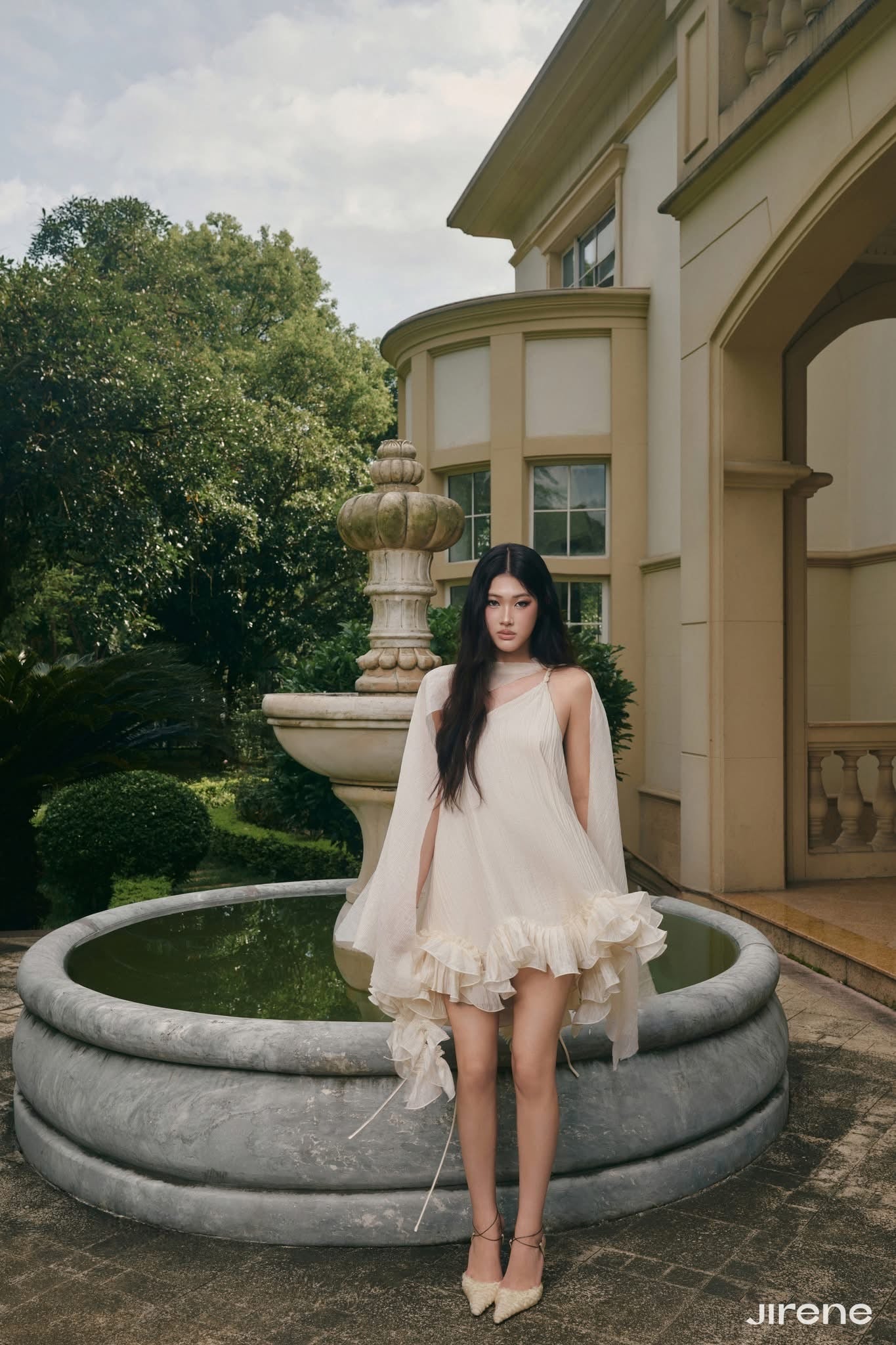 JIRENE White Celain Mini Dress