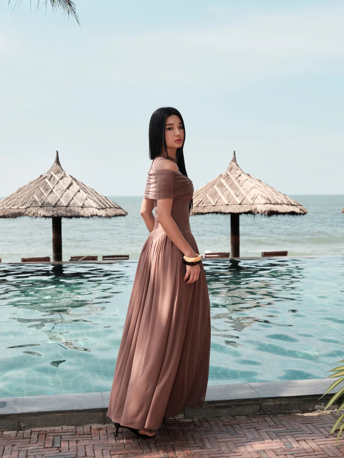 DELICIAE Brown Minimalist Margot Maxi Dress