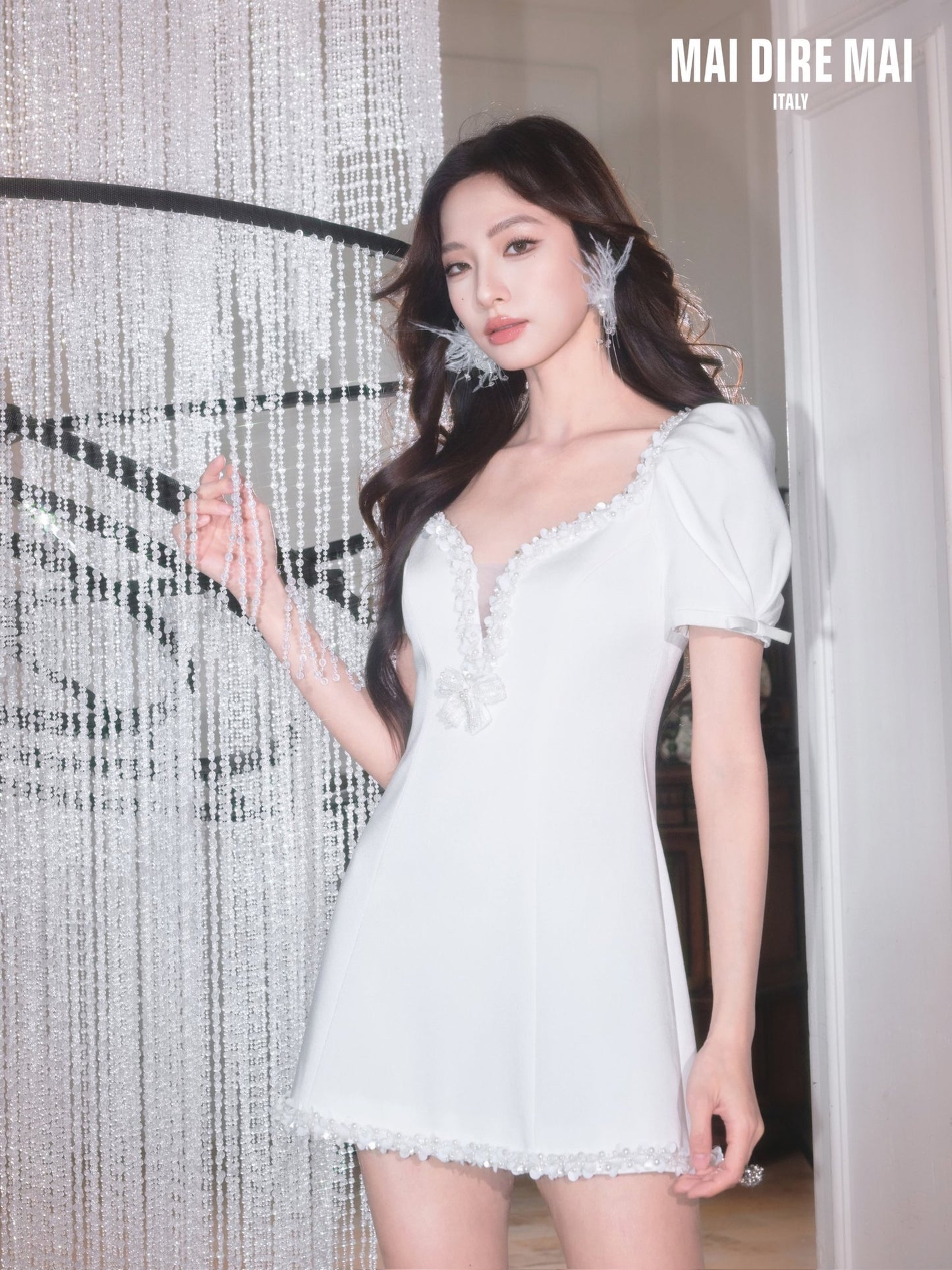 White Flower Chain V-neck Puff Sleeve Mini Dress