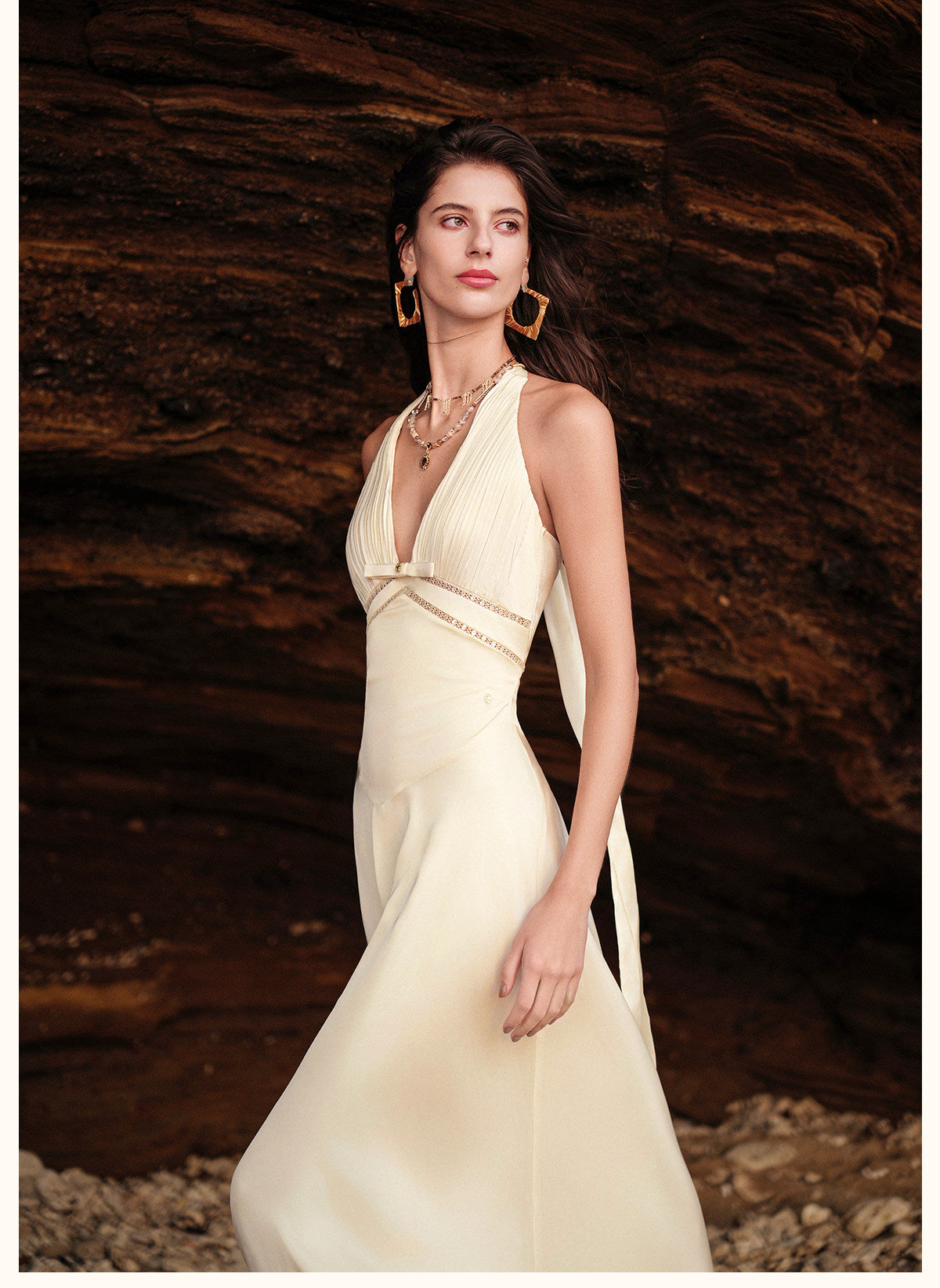 SHEERLUCK Sweet Vacation Floral Verdant French V-neck Halter-neck Maxi Dress