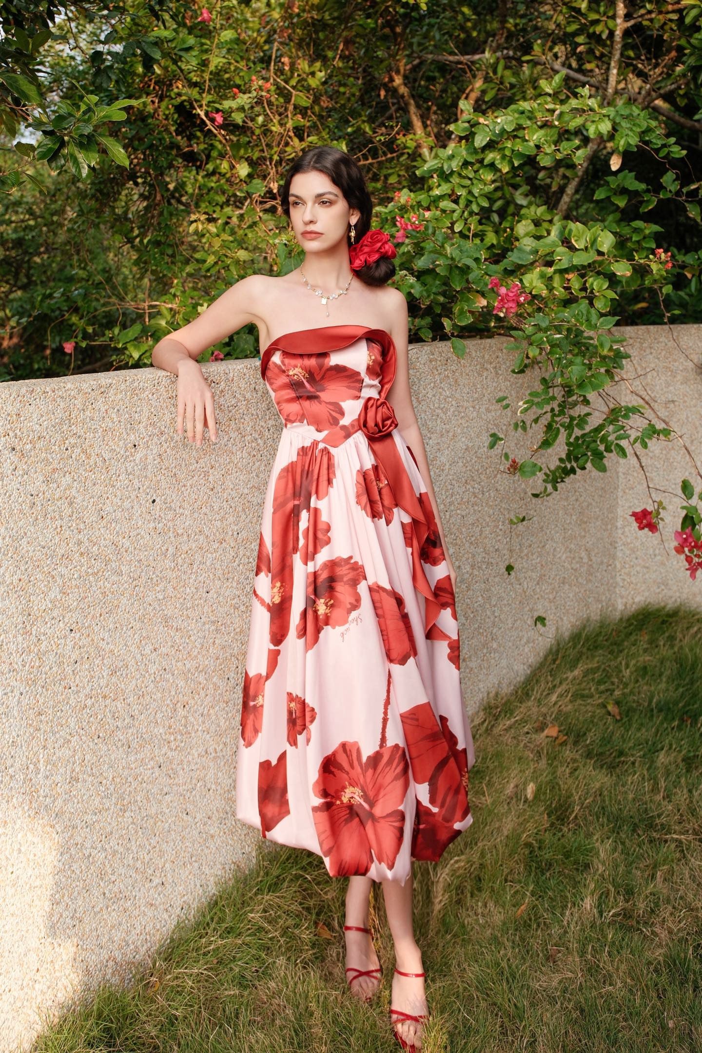 SHEERLUCK Sweet Vacation Blue Bloom Satin-Print Resort-Style Floral Balloon Midi Dress