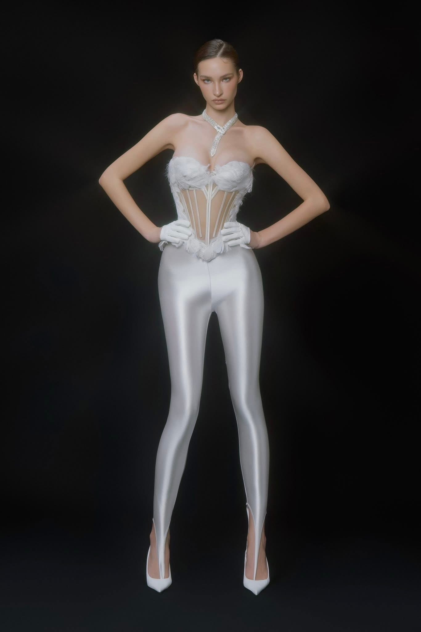 MAEL FEMME Sexy Vacation White Zeny Top & Biony Pants