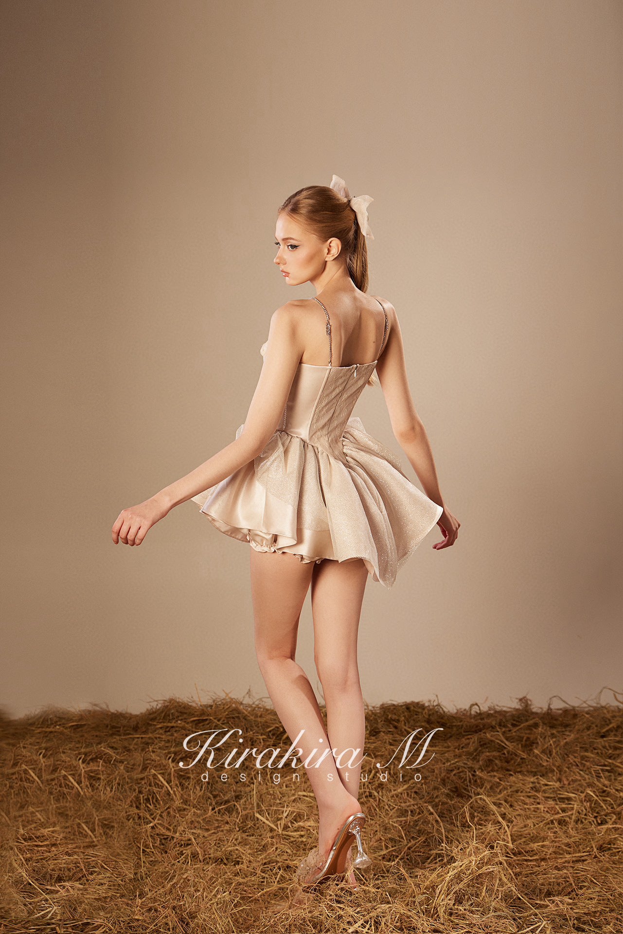 KIRAKIRA M Champagne  Mini dress (Free Bottoms + Bow Hairpin)