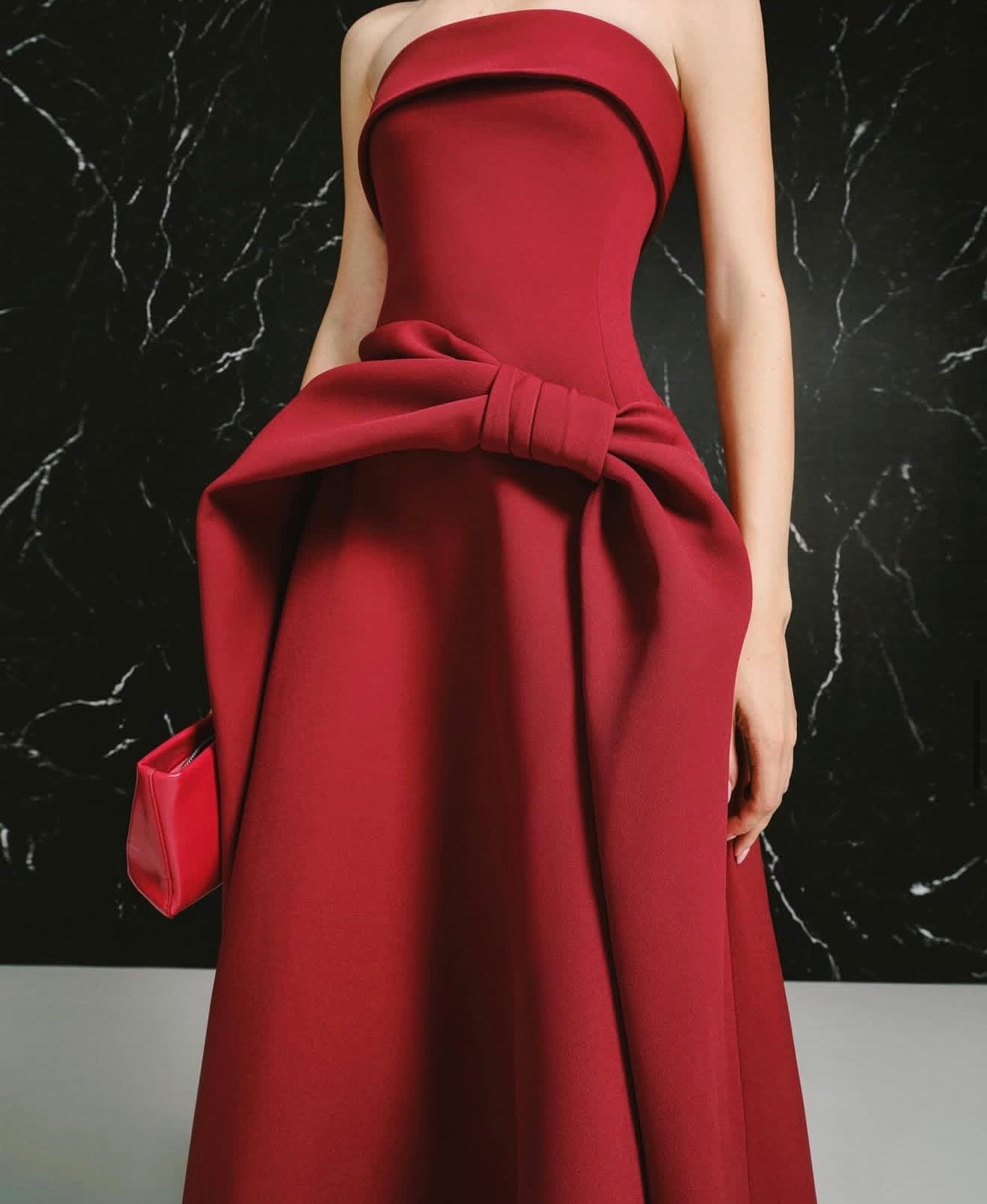 LANE JT Elegant Minimalist Red Elyra Midi Dress