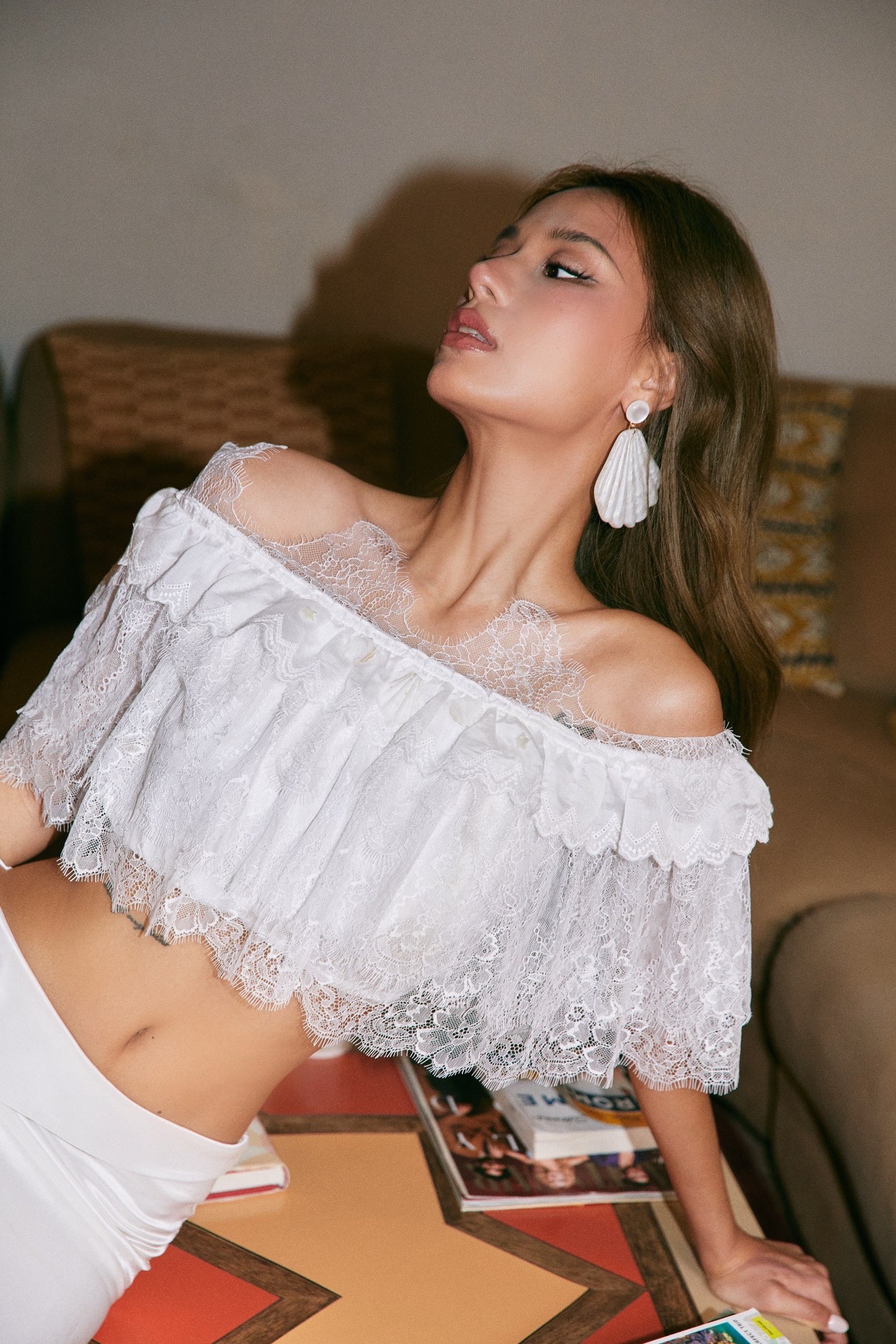 MINPURA White Spitzen-Oberteil Mit Top & Silky Skirt