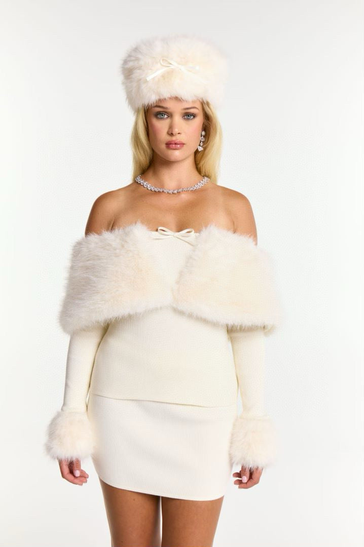 Nana Jacqueline White Fur Knit Top Mini SKIRKT