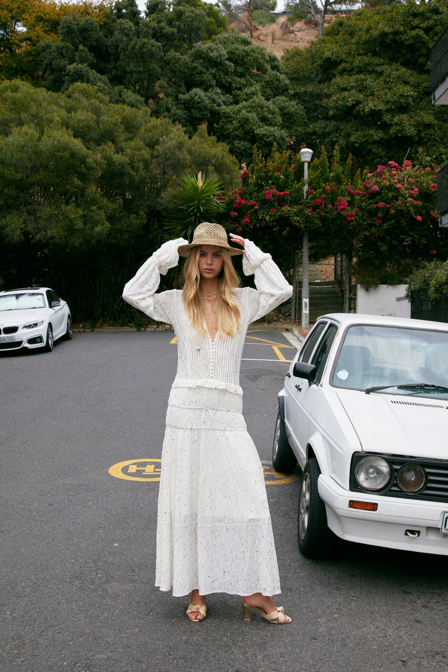 MIN PURA White Vacation Sweet Evening Zuri Maxi Dress