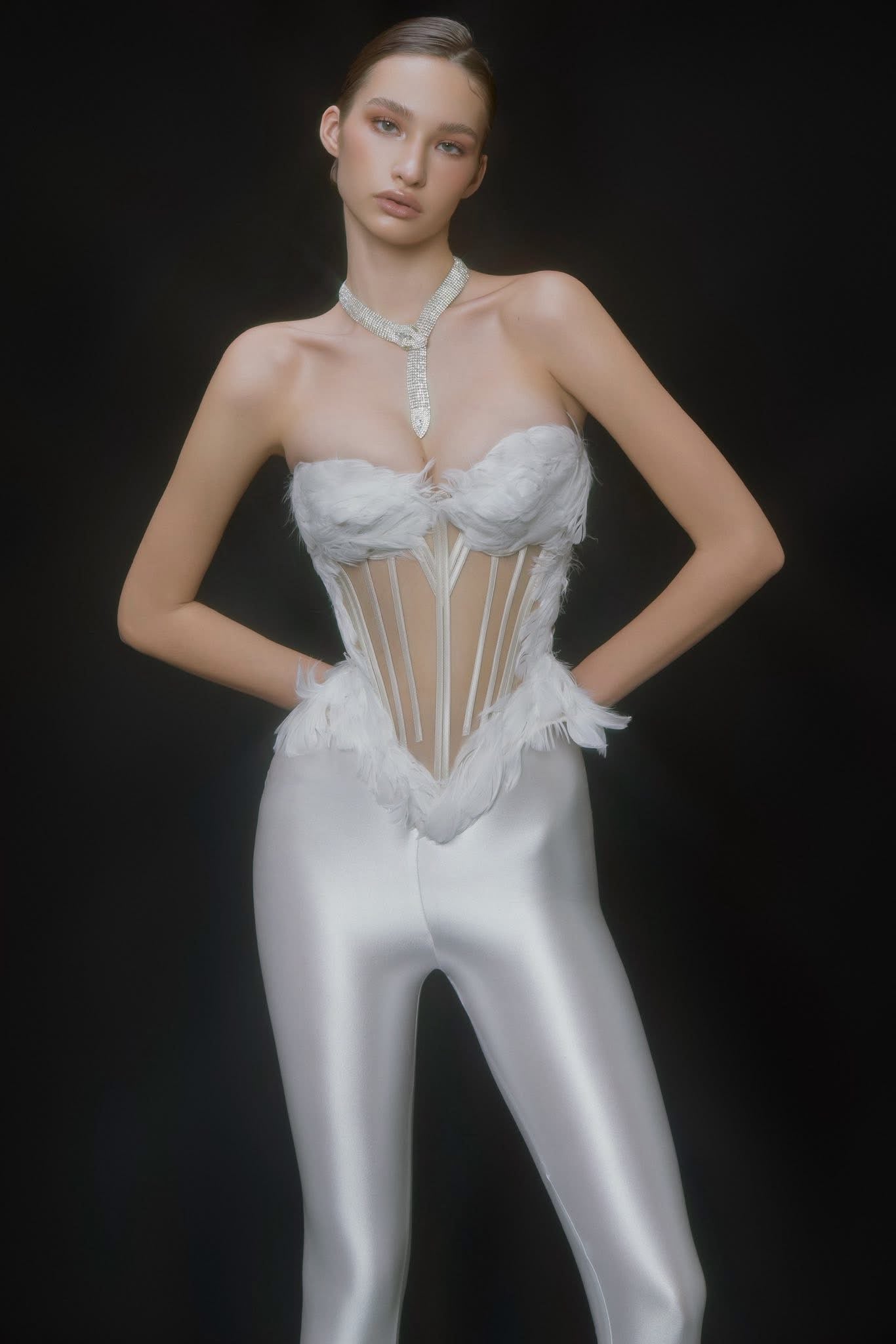 MAEL FEMME Sexy Vacation White Zeny Top & Biony Pants