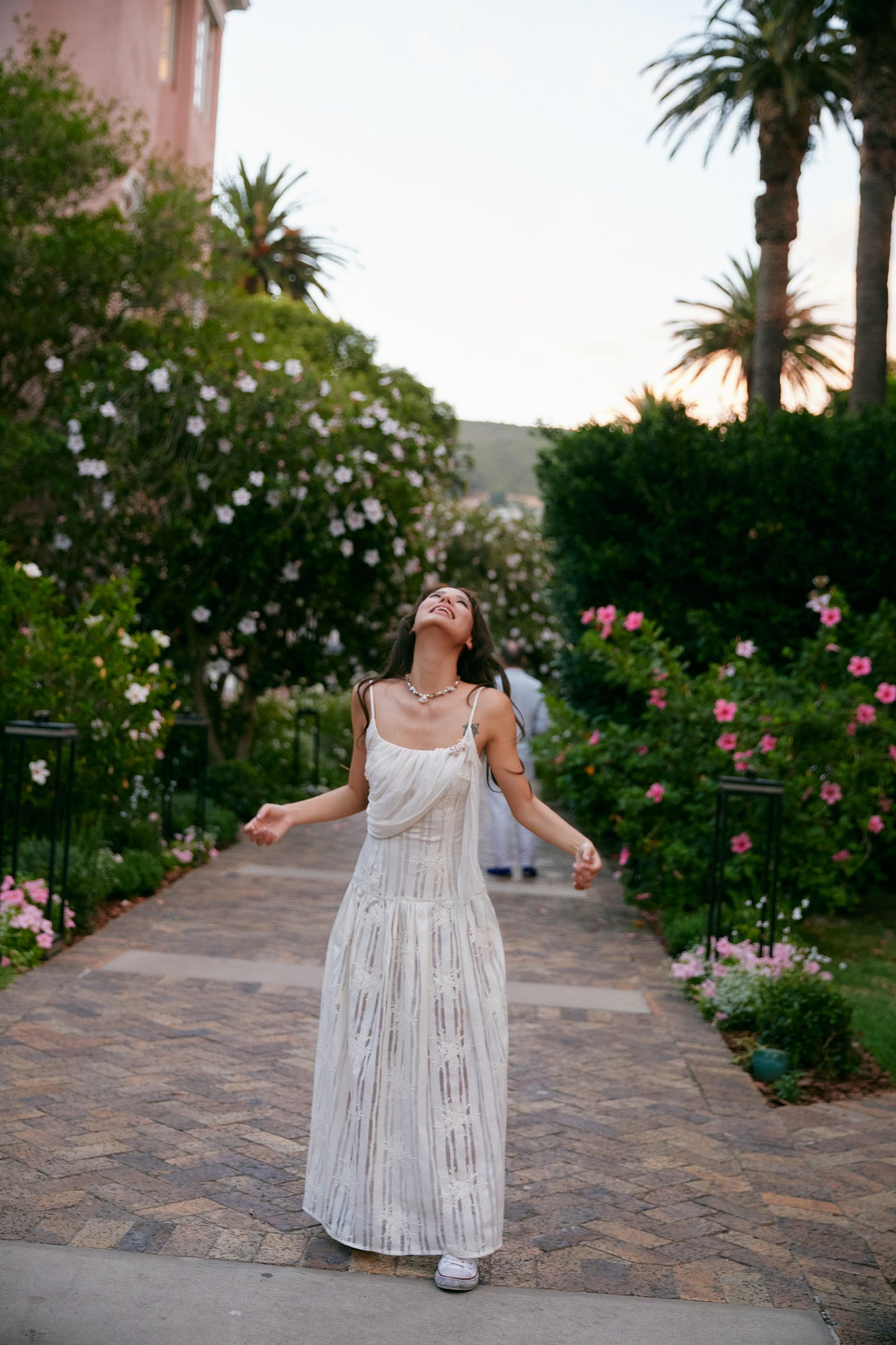 MIN PURA White Vacation Sweet Nia Maxi Dress