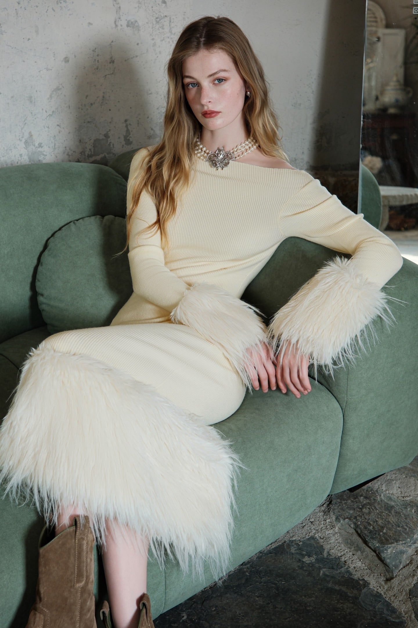 SHEERLUCK White Plume Off-Shoulder Knitted Eco-Fur Midi Dress
