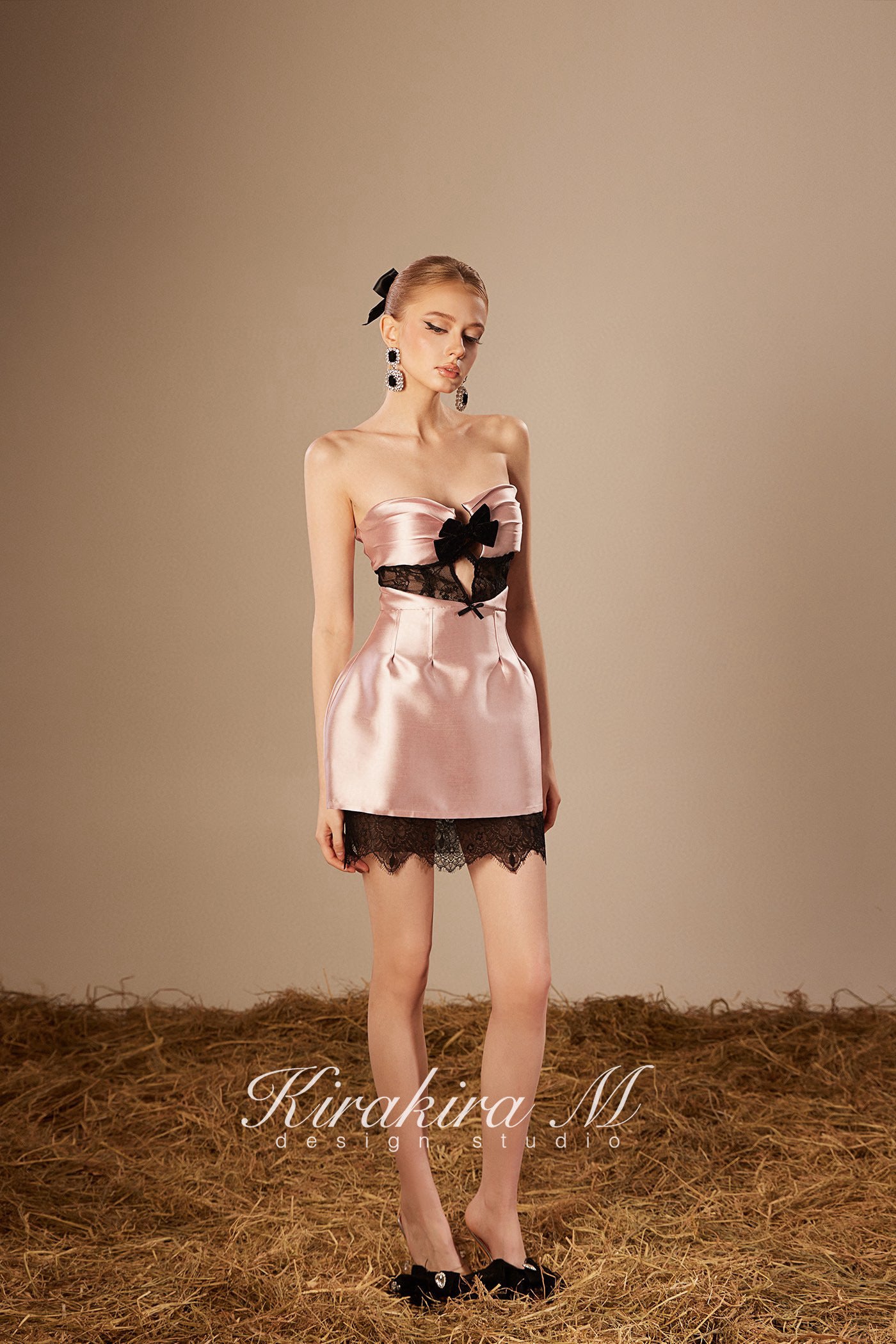 KIRAKIRA M Pink Shiny Hollow Out Bow Embellished Sheath Mini Dress