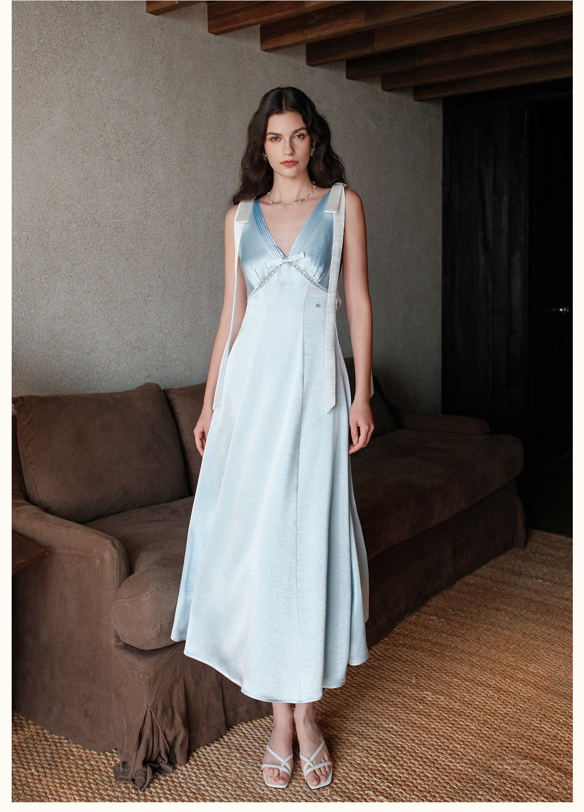 SHEERLUCK Blue Peggy V-neck Stain Vacation Midi Dress