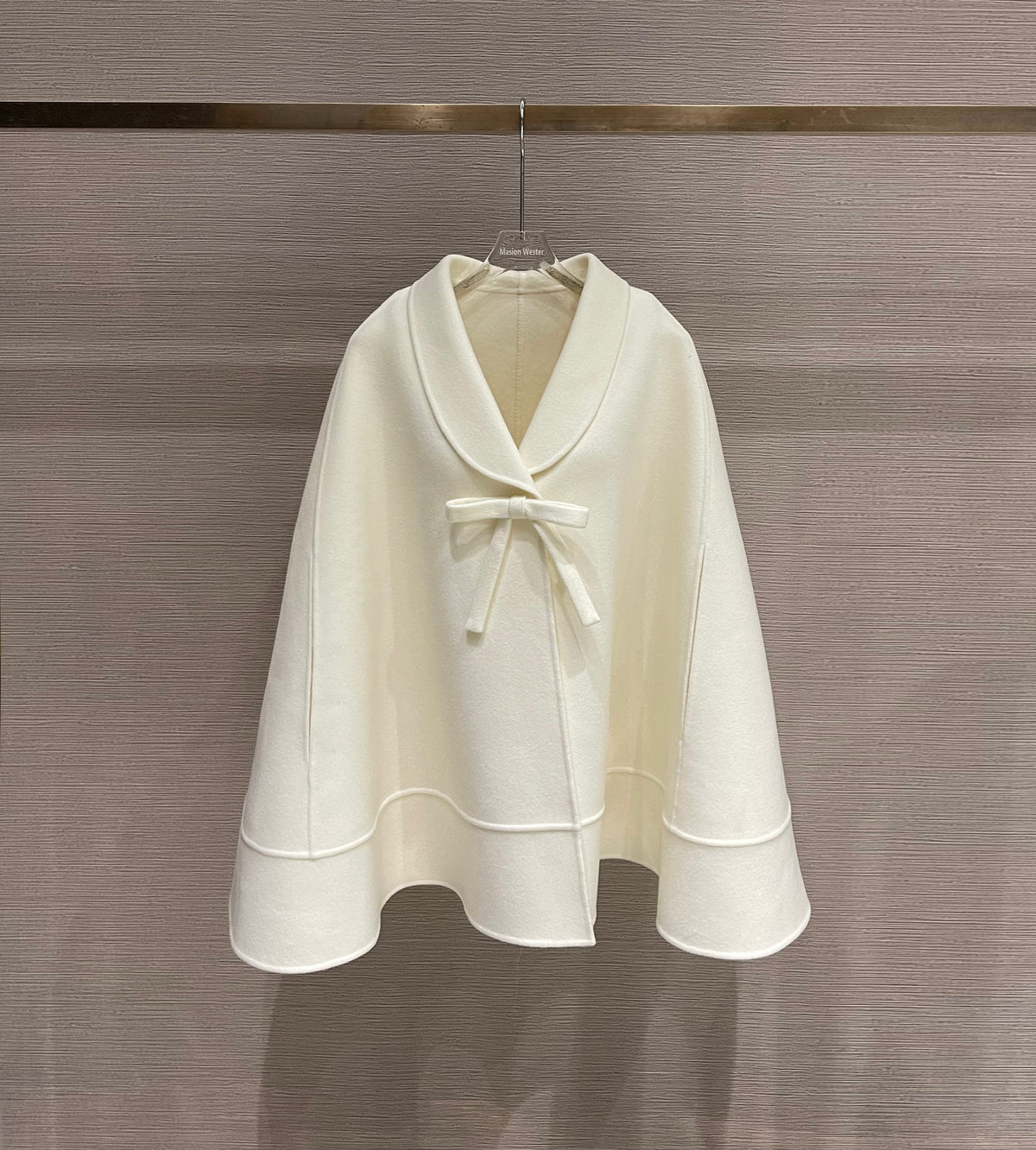 Maison Wester White Bow-Tie Fastened Tweed Cloak Coat