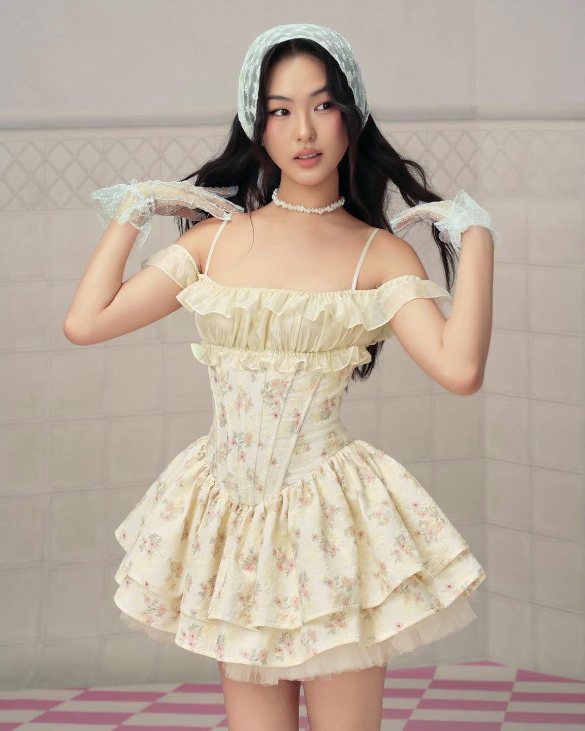 Yellow Off-Shoulder Ruffled Corset Floral Puff Lupita Mini Dress with Lace Veil