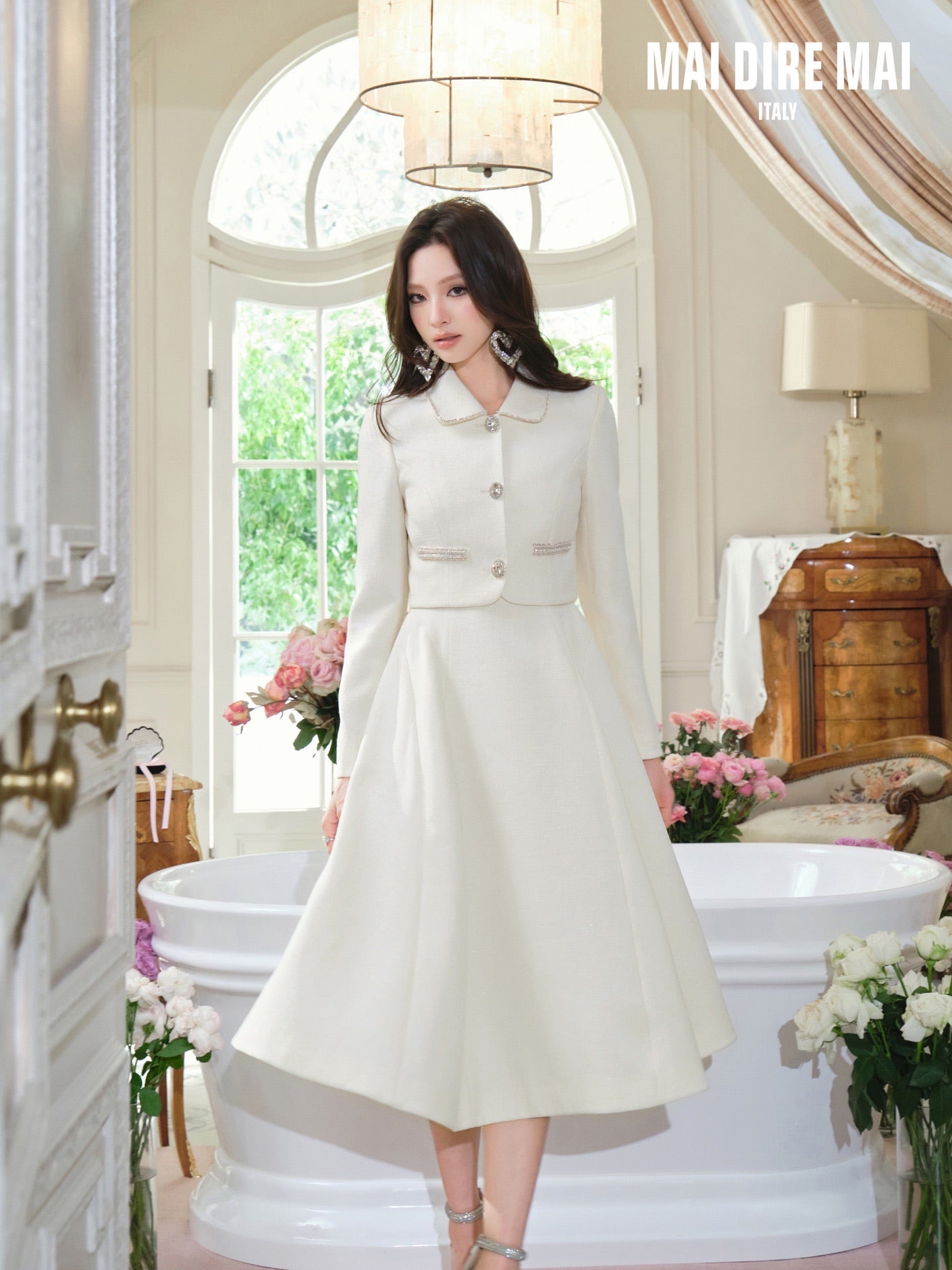 MAI DIRE MAI White Classic Maxi Dress