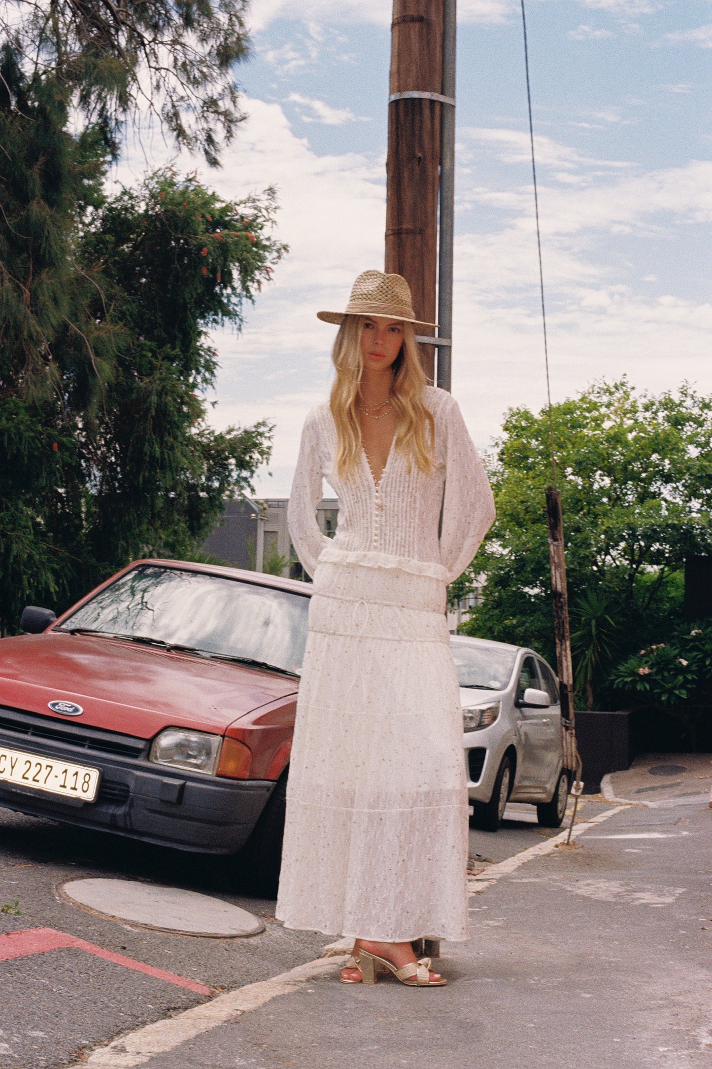 MIN PURA White Vacation Sweet Evening Zuri Maxi Dress