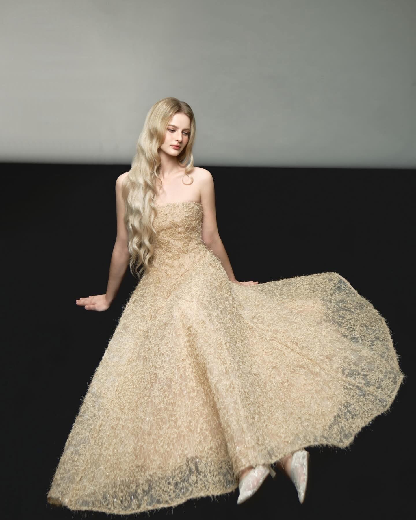 DELICIAE Gold Floral Cindy Maxi Dress