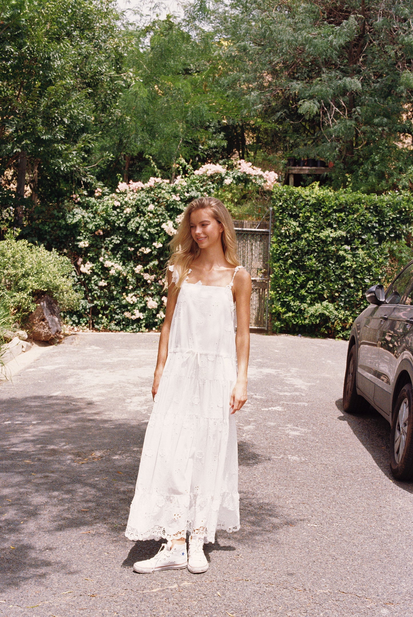 MIN PURA White Vacation Sweet Lerato Maxi Dress