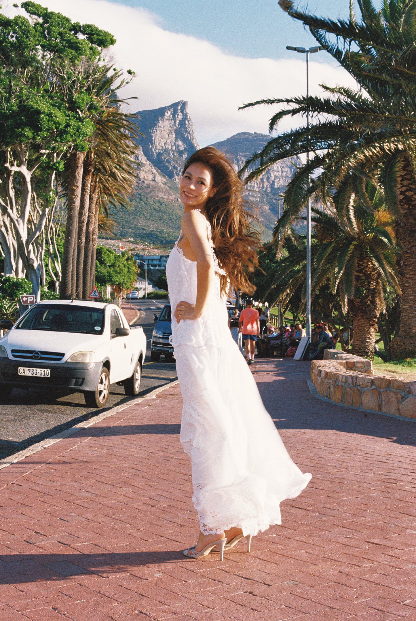 MIN PURA White Vacation Sweet Lerato Maxi Dress