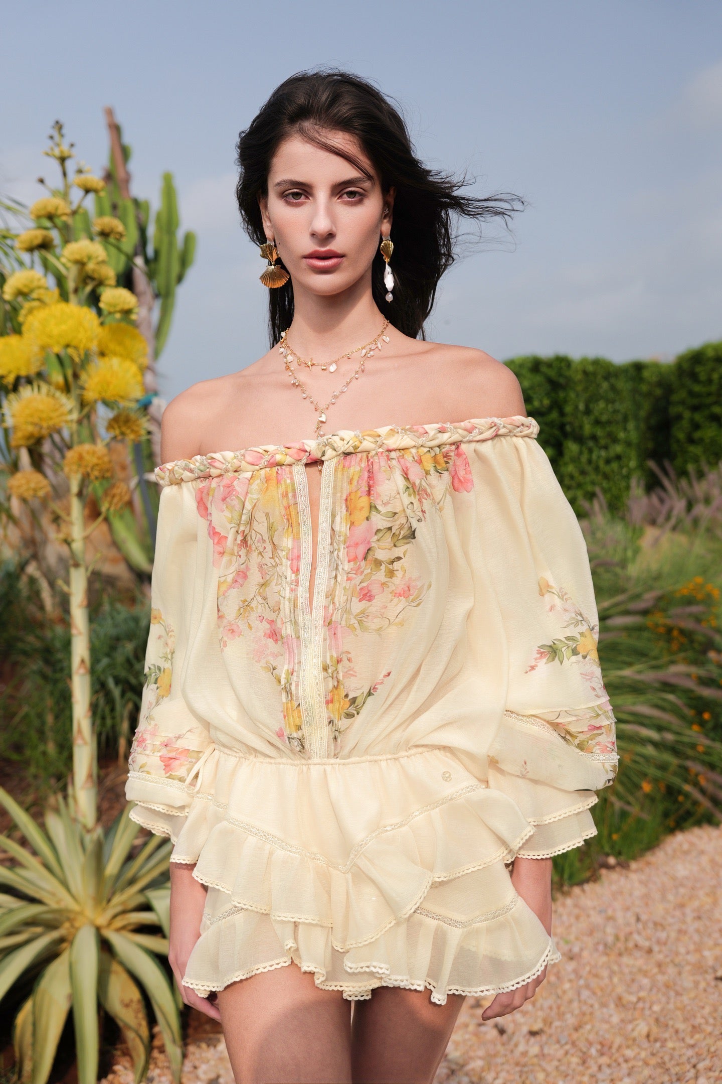 SHEERLUCK Sweet Vacation White Muse Venier Off-the-shoulder Top Mini Shorts