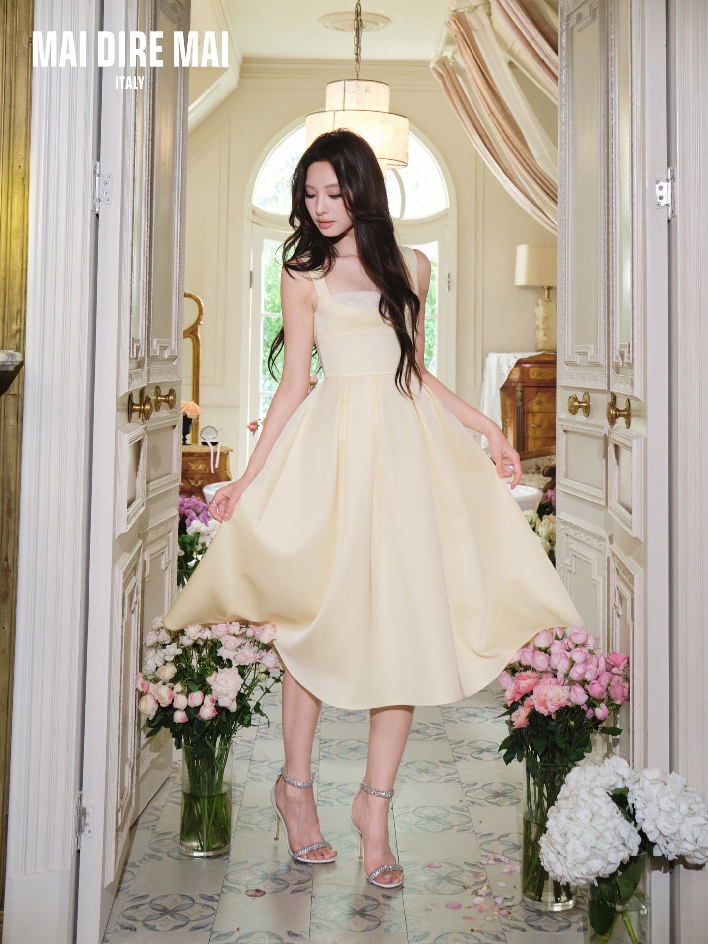 MAI DIRE MAI Yellow Classic Midi Dress