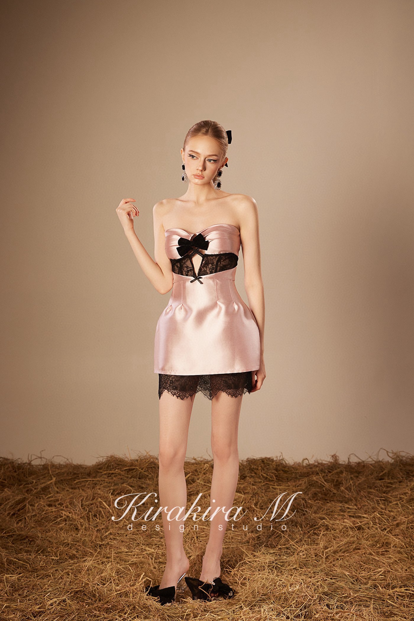 KIRAKIRA M Pink Shiny Hollow Out Bow Embellished Sheath Mini Dress