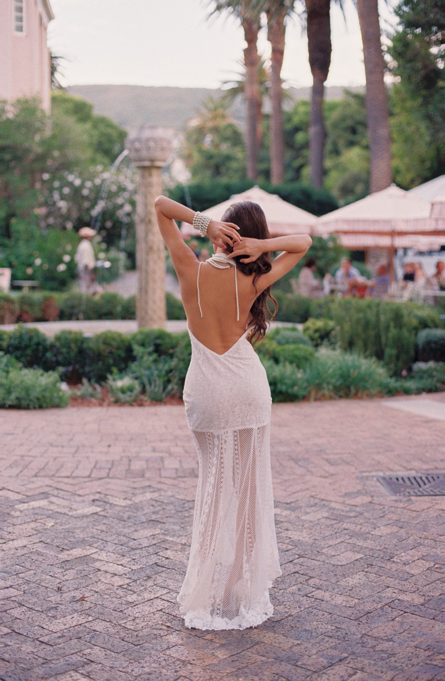 MIN PURA White Vacation Sweet Crescent Maxi Dress