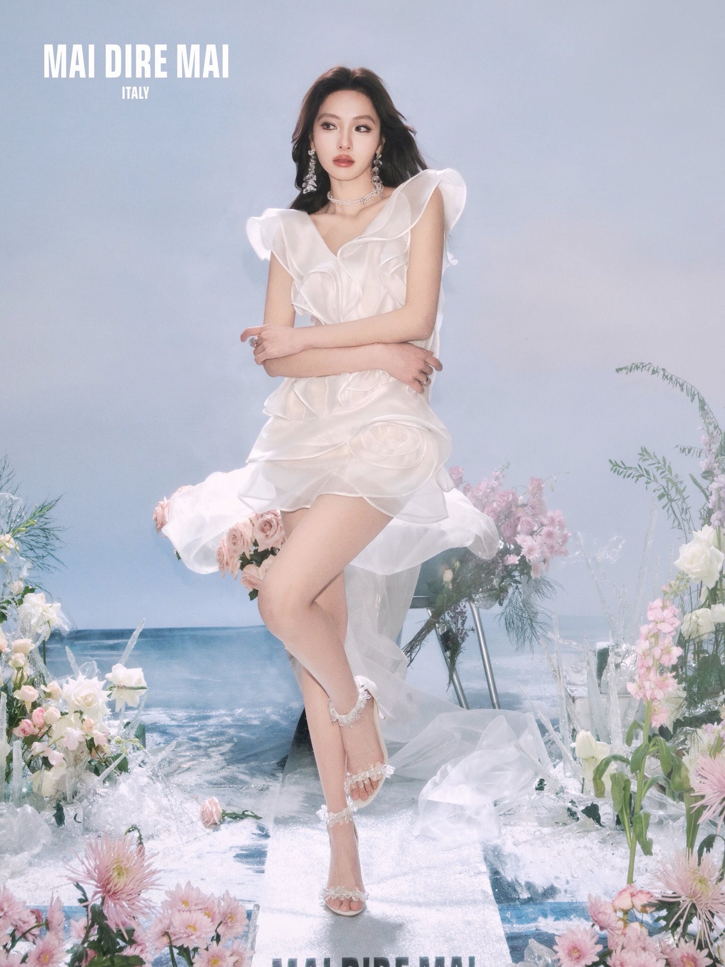 MAI DIRE MAI White Floral Mini Dress