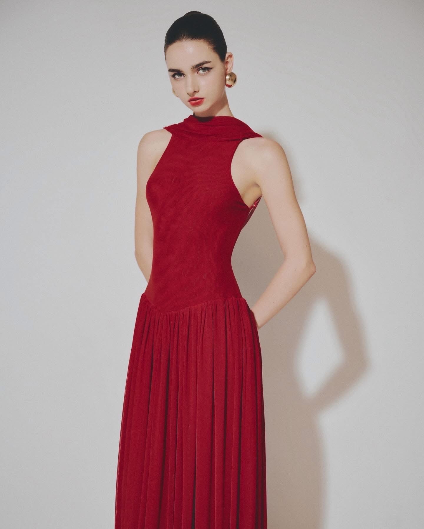 DELICIAE Red Vaction Elegant Gloria Maxi Dress