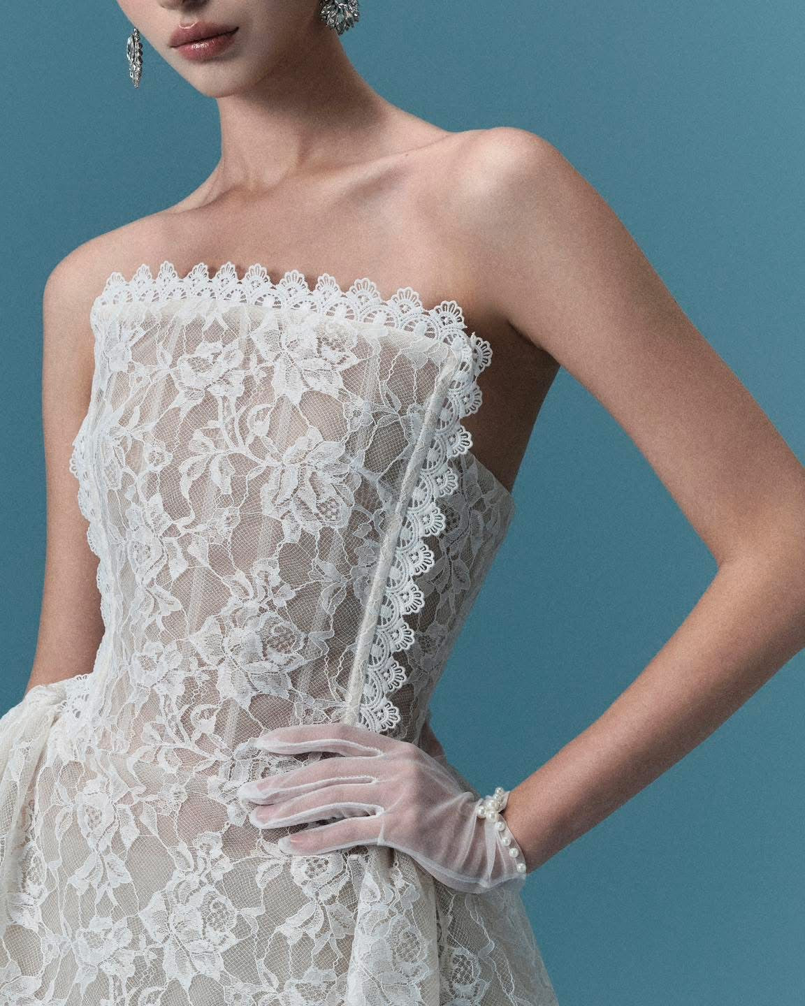 OIA STUDIOS White Sweet Elegant Hermia Mini Dress