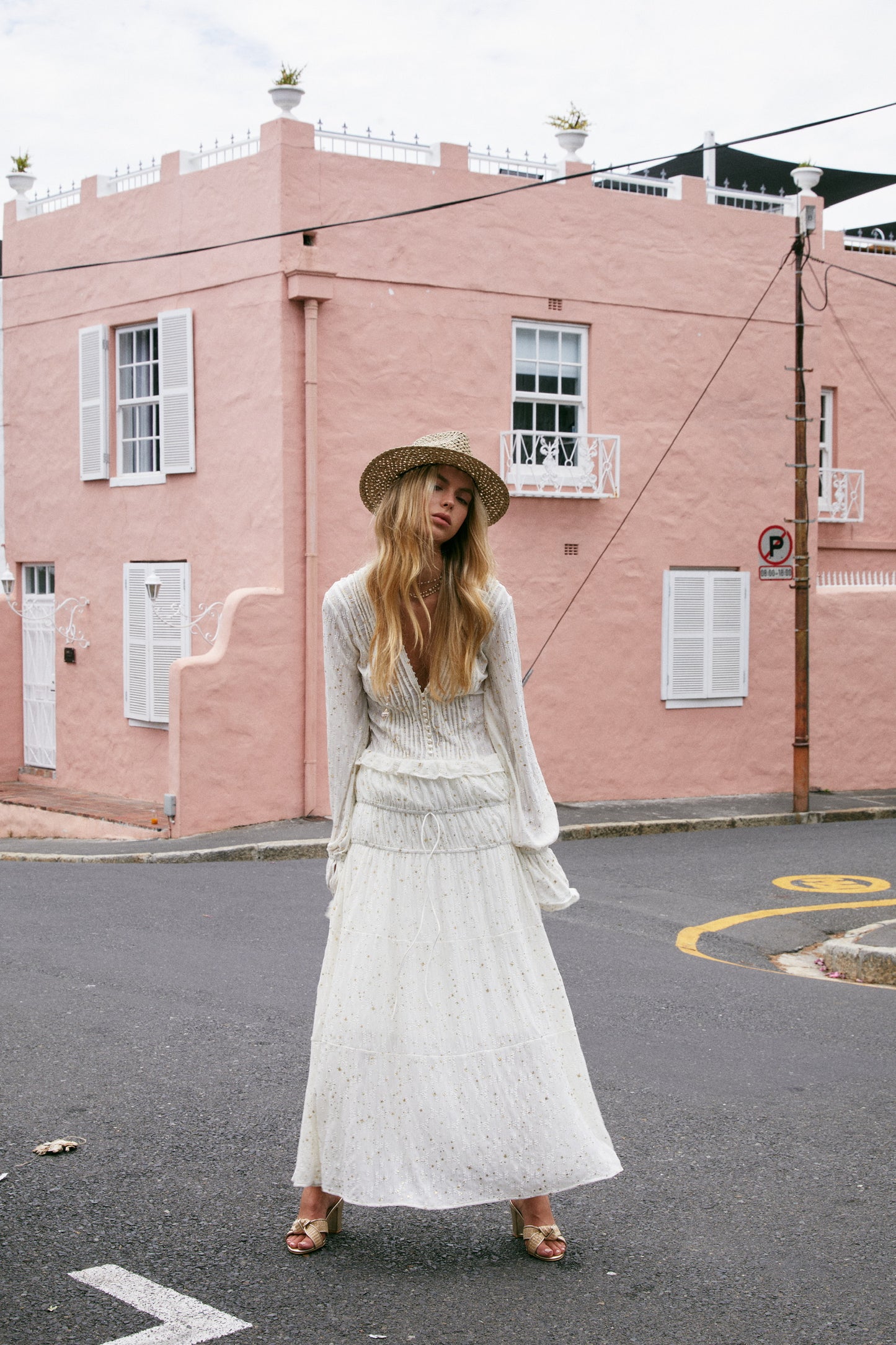 MIN PURA White Vacation Sweet Evening Zuri Maxi Dress