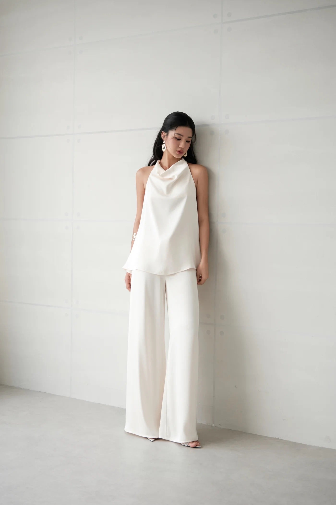 DELICIAE White Minimalist Kalia Set Top & Pants