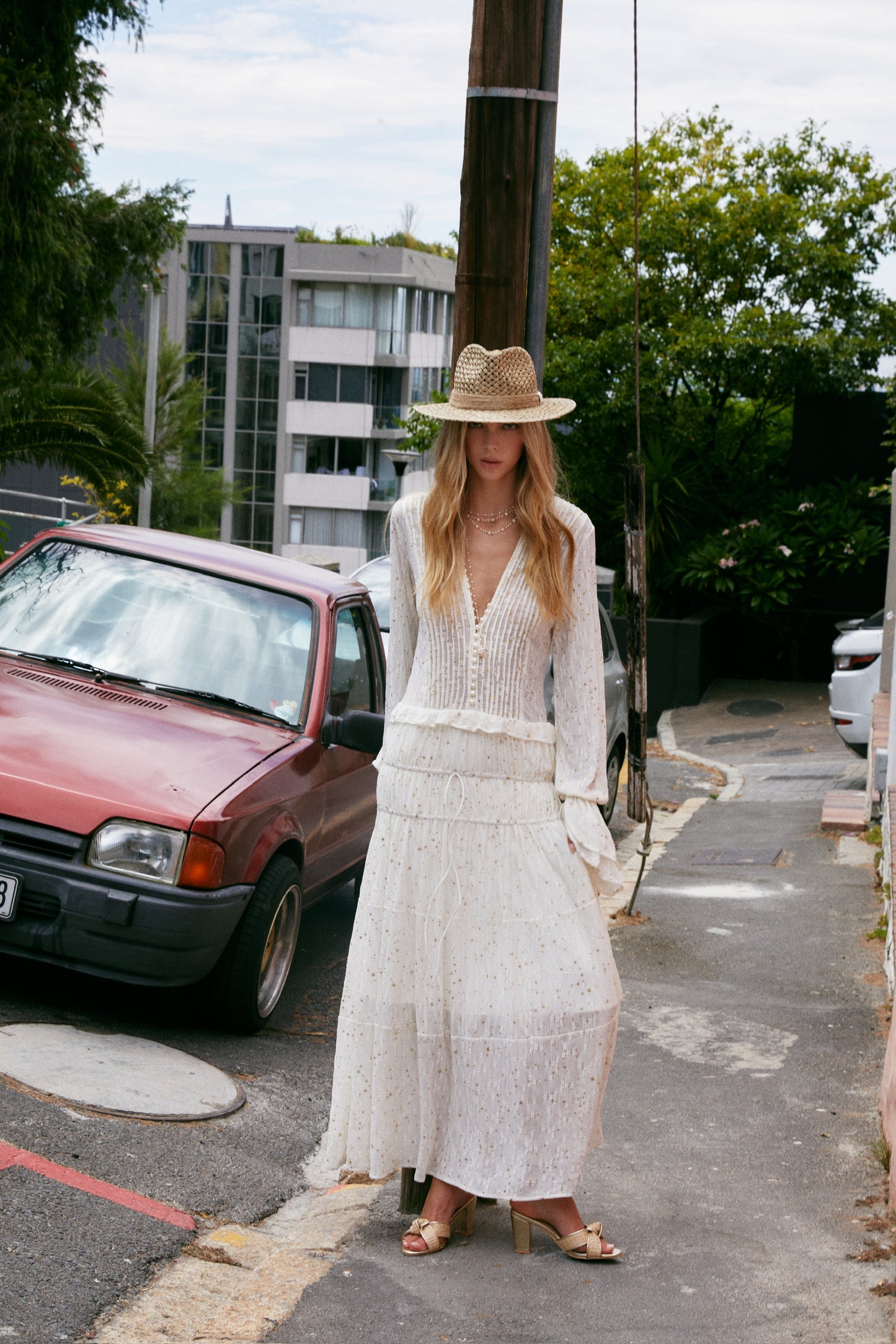 MIN PURA White Vacation Sweet Evening Zuri Maxi Dress