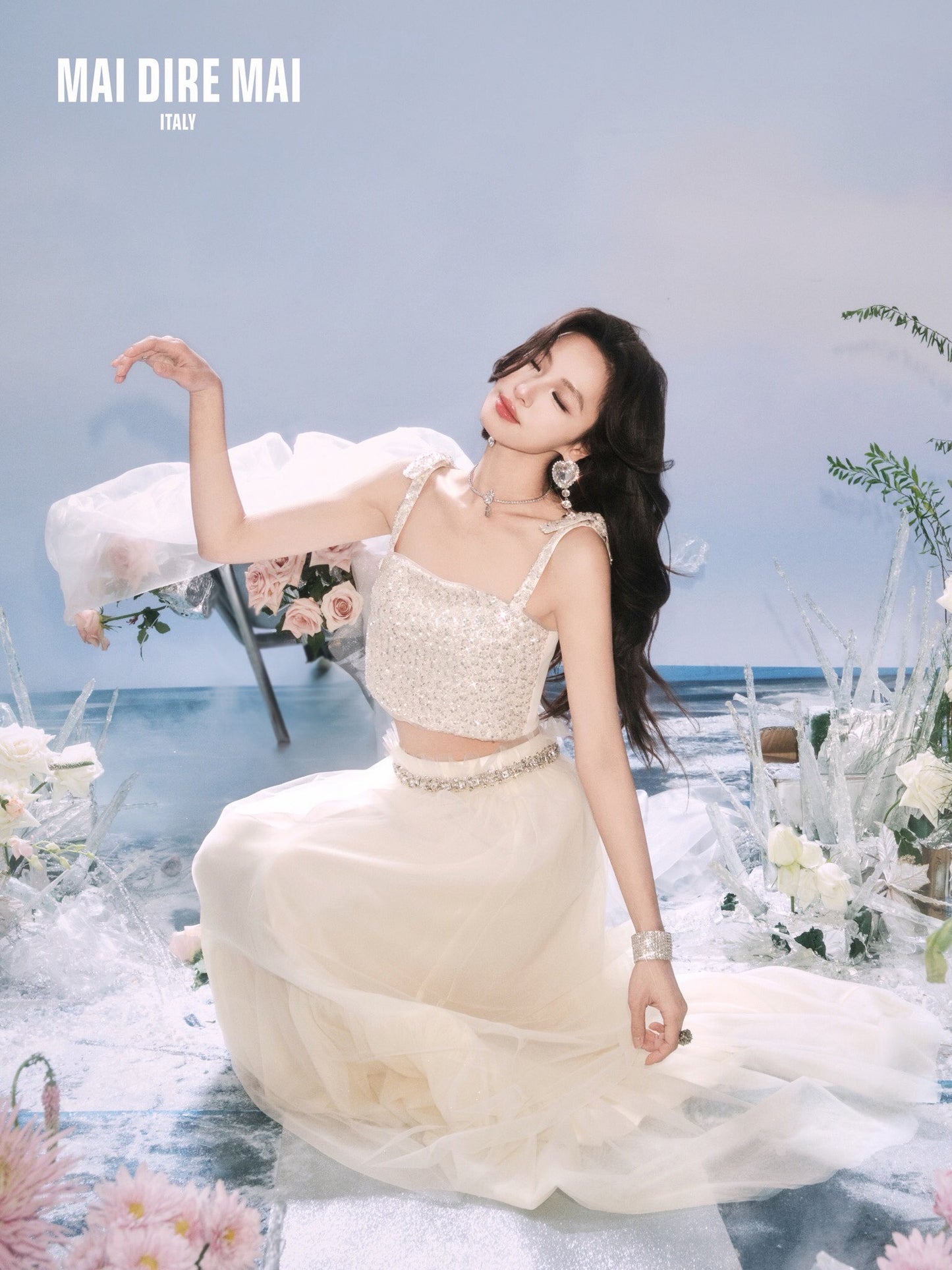 MAI DIRE MAI Cream Shining Top & Skirt