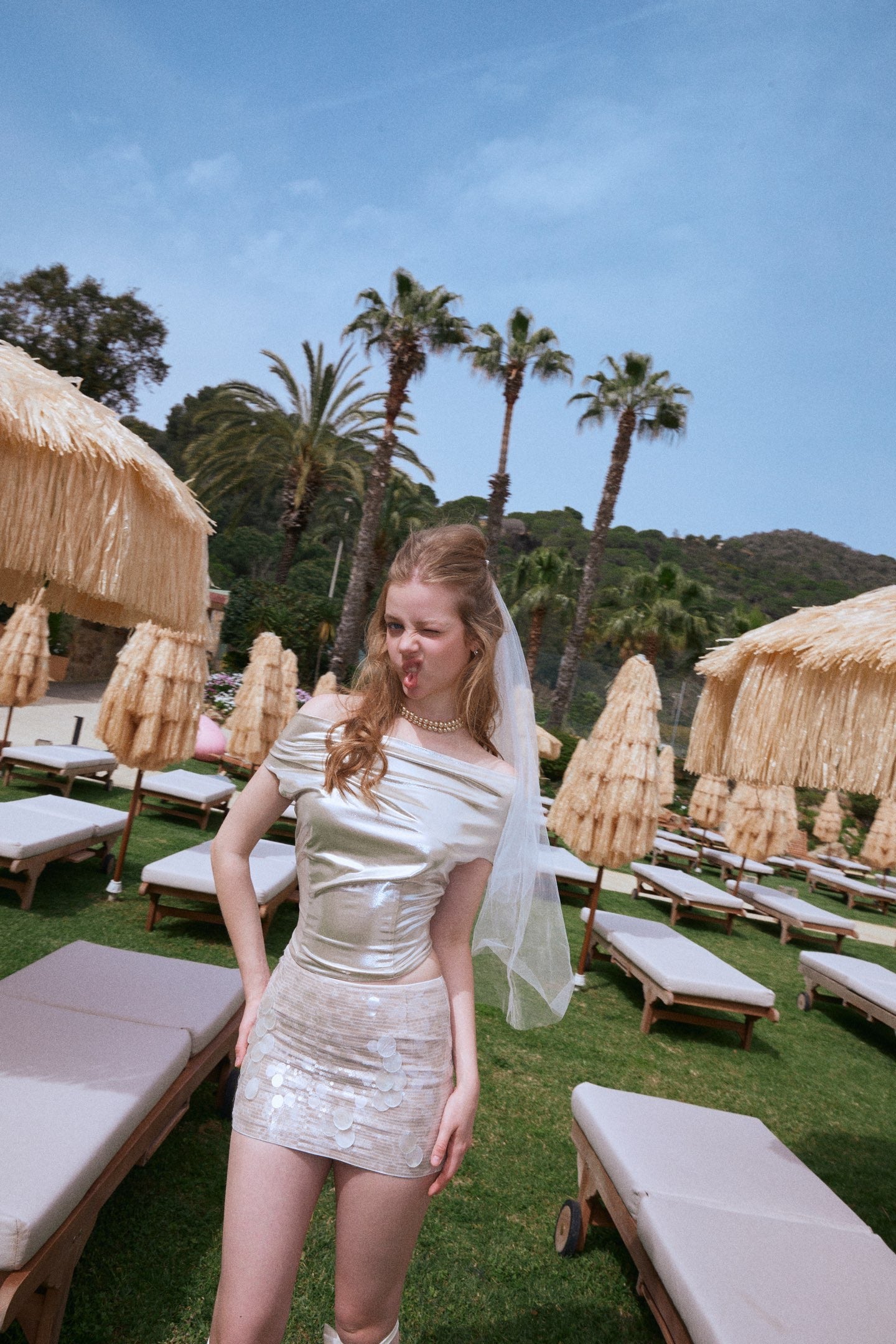 MINPURA Sliver Sequins Top & Skirt