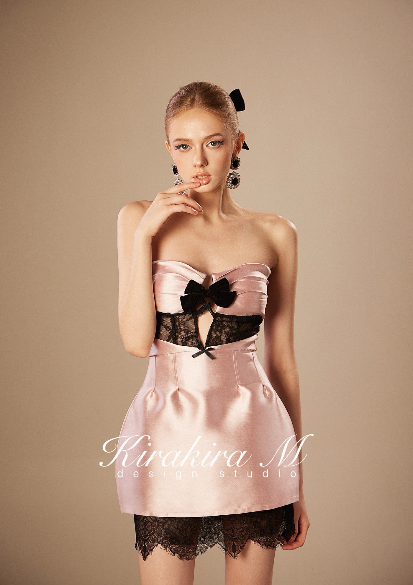 KIRAKIRA M Pink Shiny Hollow Out Bow Embellished Sheath Mini Dress