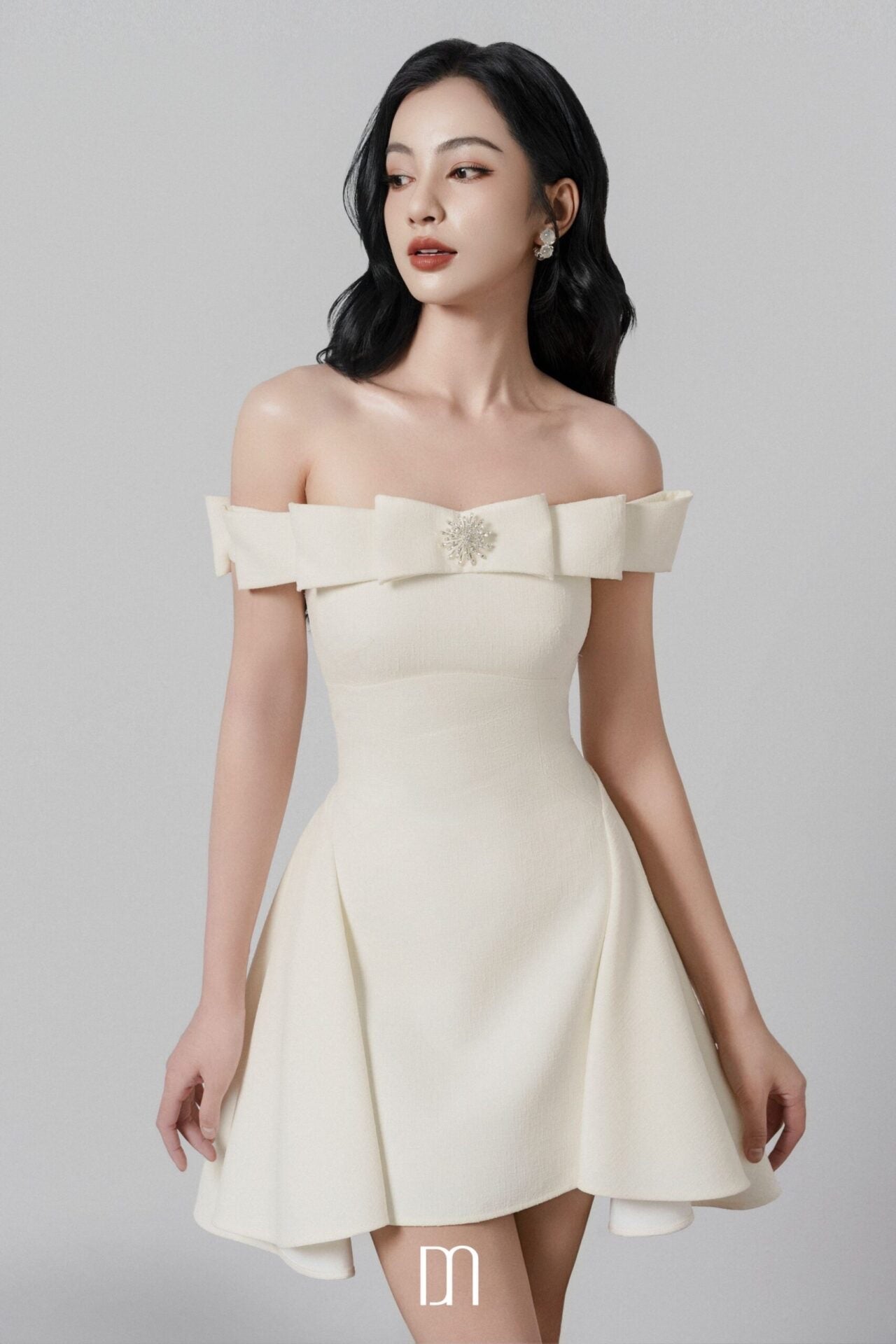 DENIOVN Sweet Minimalist White Mini Dress